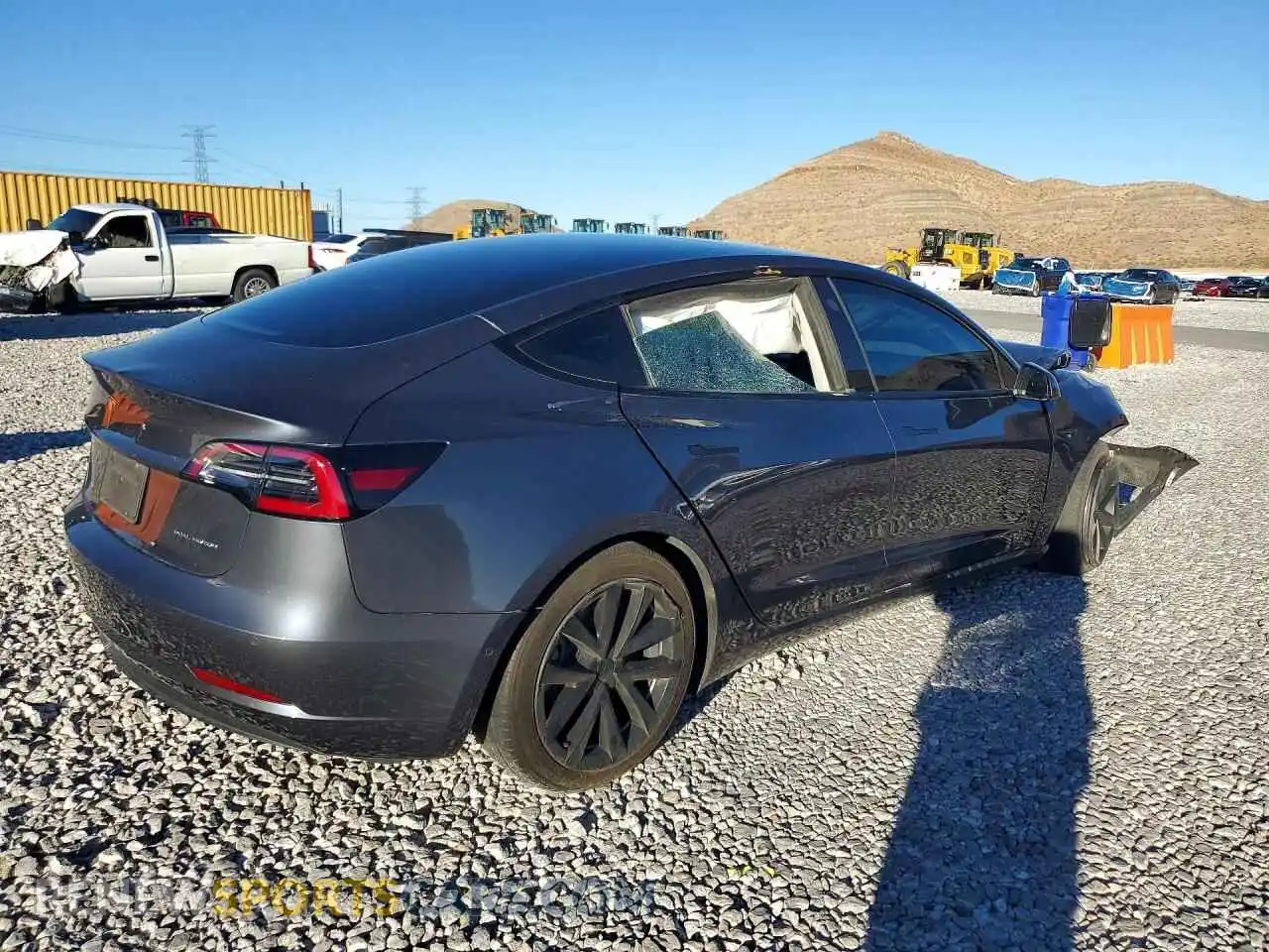 3 Фотография поврежденного автомобиля 5YJ3E1EB6NF196503 TESLA MODEL 3 2022
