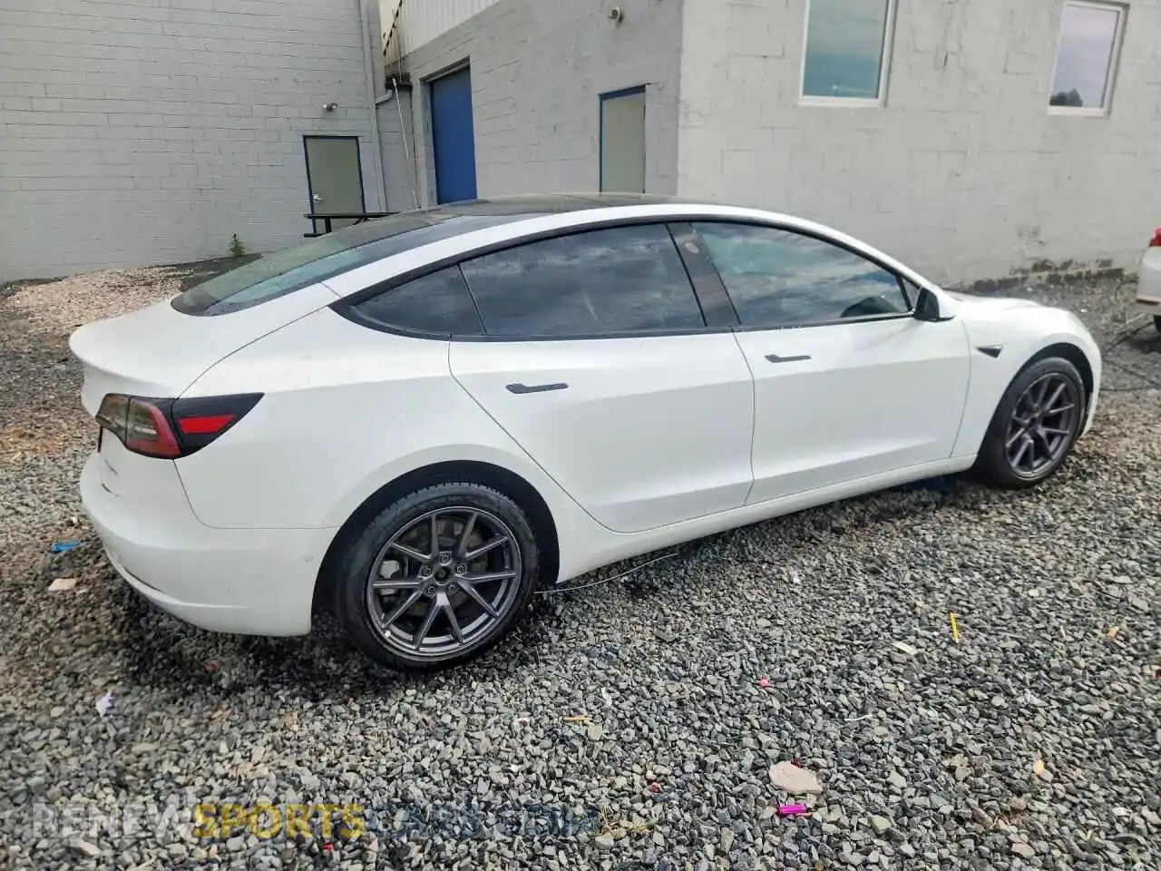 3 fotografías del automóvil dañado 5YJ3E1EB6NF207192 TESLA MODEL 3 2022