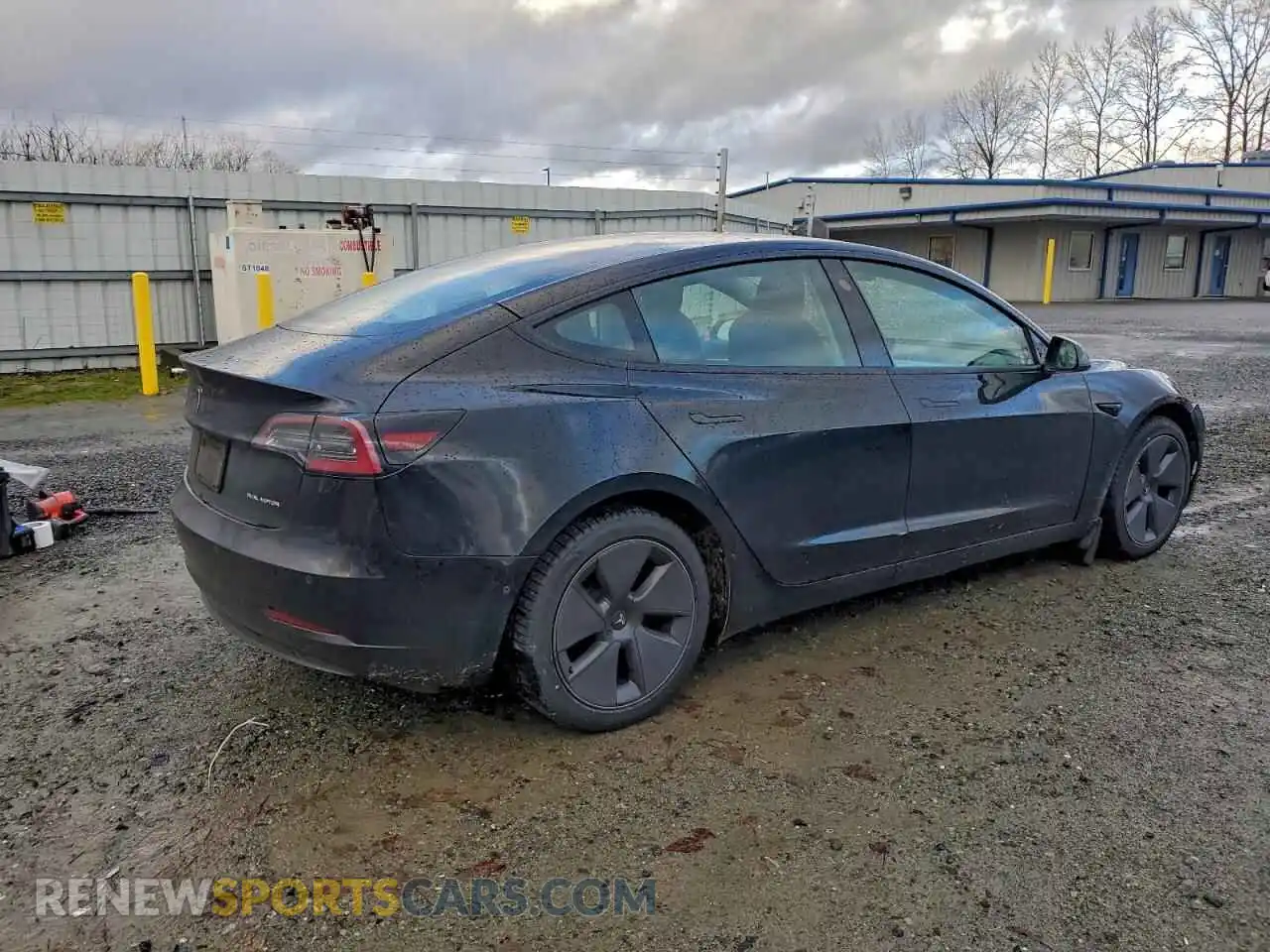 3 Photograph of a damaged car 5YJ3E1EB6NF207239 TESLA MODEL 3 2022