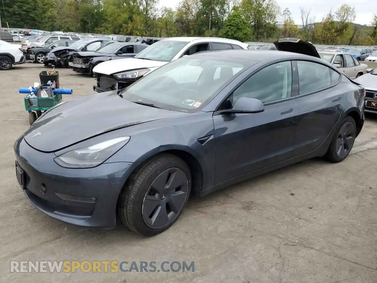1 Photograph of a damaged car 5YJ3E1EB6NF264069 TESLA MODEL 3 2022