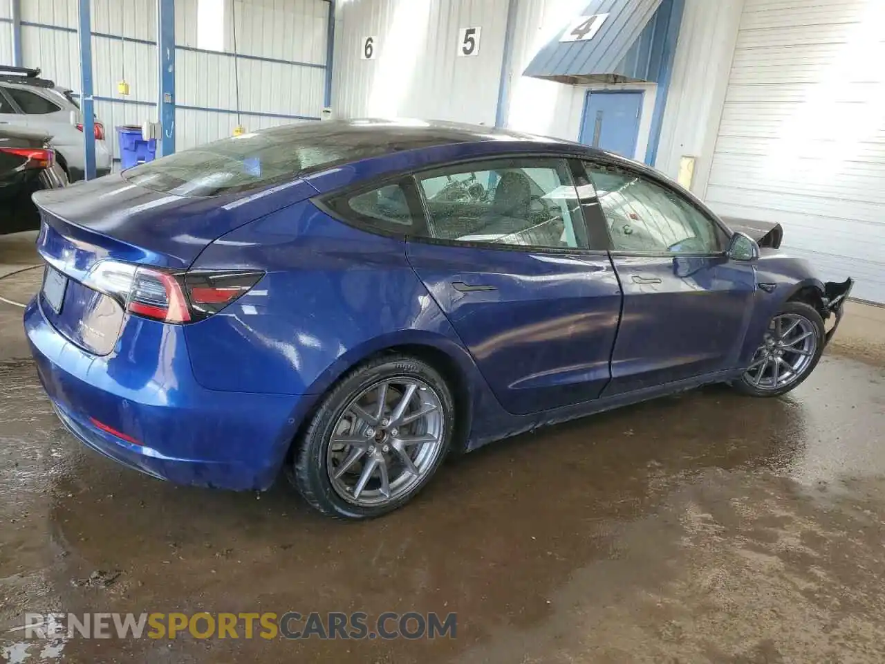 3 Photograph of a damaged car 5YJ3E1EB6NF286170 TESLA MODEL 3 2022