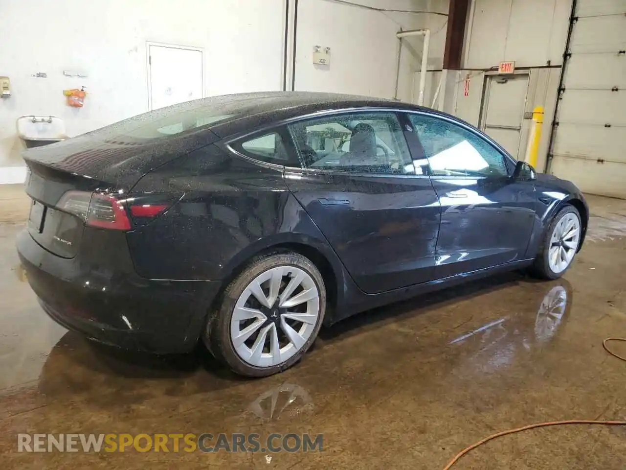 3 Photograph of a damaged car 5YJ3E1EB6NF290963 TESLA MODEL 3 2022