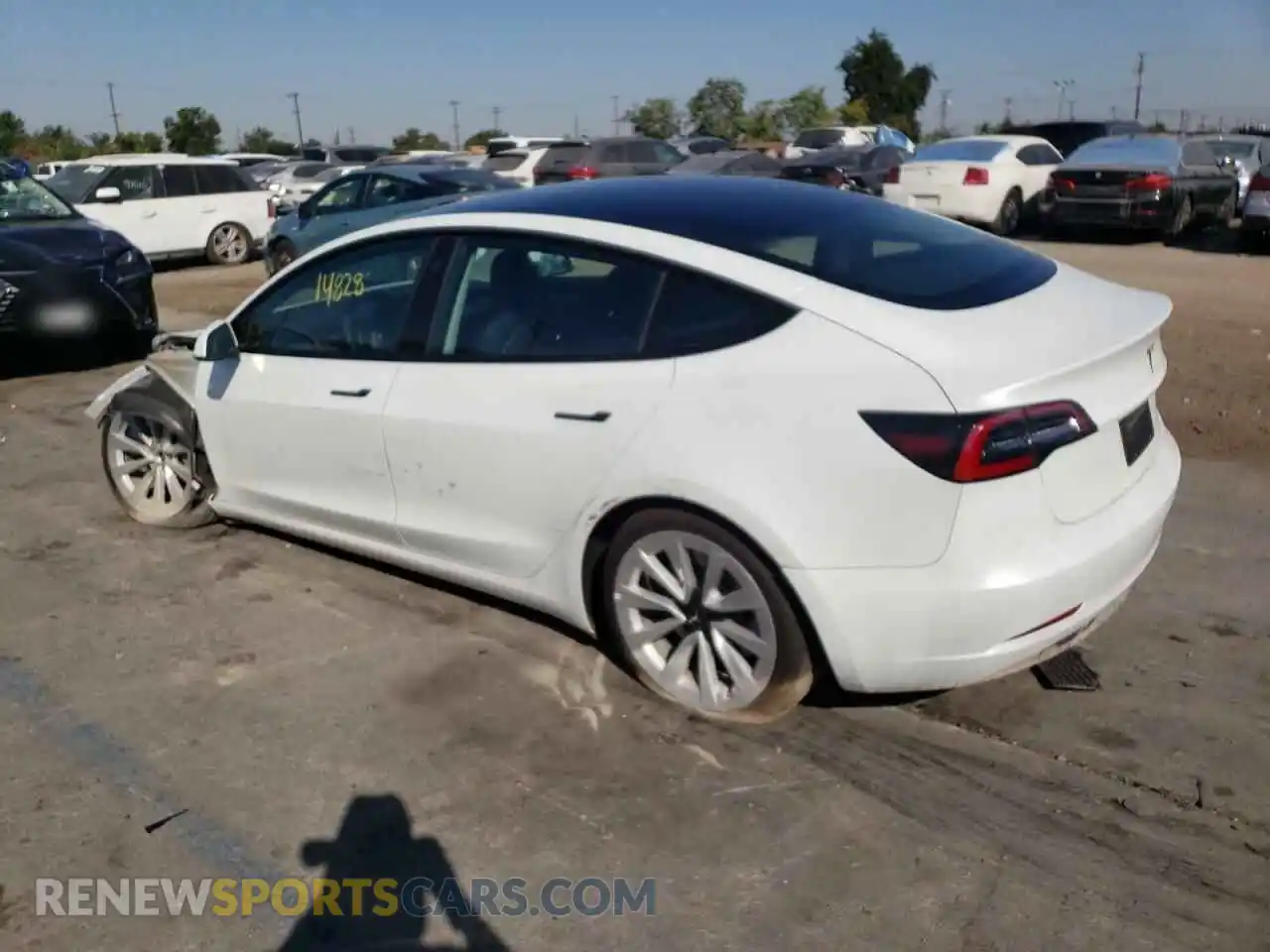 2 Фотография поврежденного автомобиля 5YJ3E1EB6NF300472 TESLA MODEL 3 2022