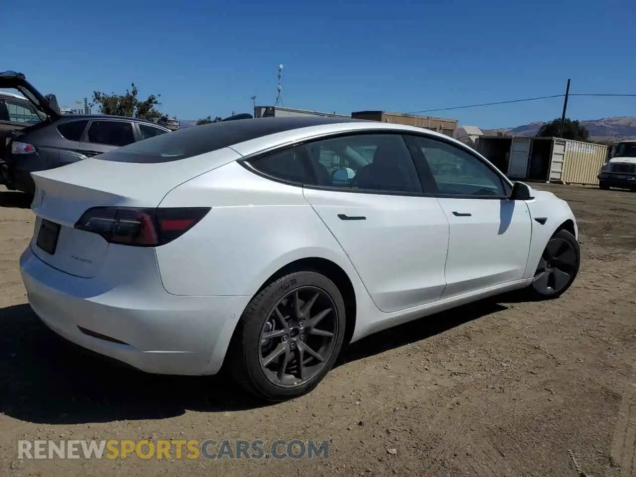 3 Photograph of a damaged car 5YJ3E1EB6NF354645 TESLA MODEL 3 2022