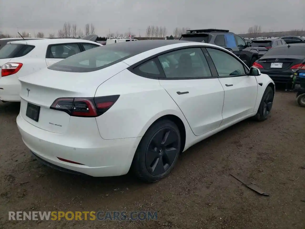 3 Photograph of a damaged car 5YJ3E1EB7NF108087 TESLA MODEL 3 2022