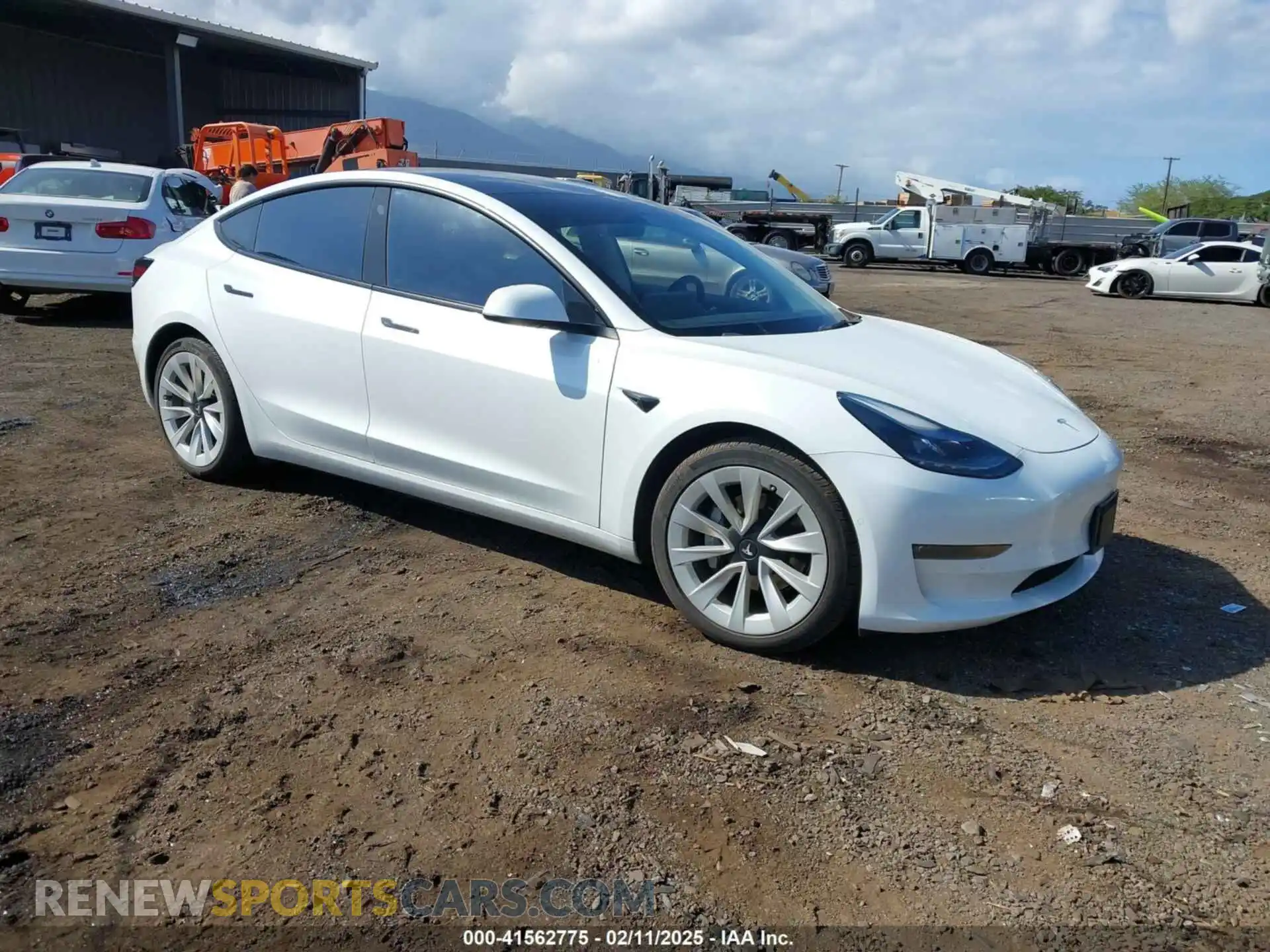 1 Photograph of a damaged car 5YJ3E1EB7NF120661 TESLA MODEL 3 2022