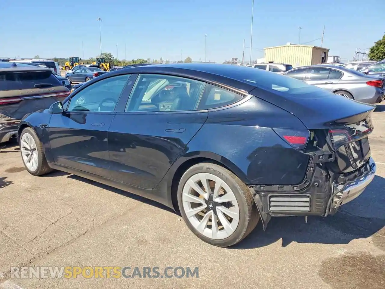 2 Фотография поврежденного автомобиля 5YJ3E1EB7NF133748 TESLA MODEL 3 2022