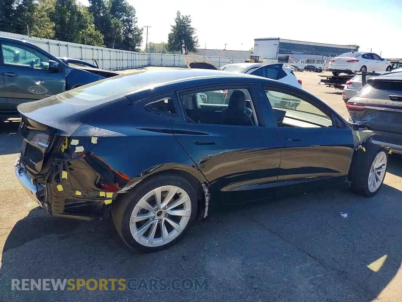 3 Фотография поврежденного автомобиля 5YJ3E1EB7NF133748 TESLA MODEL 3 2022