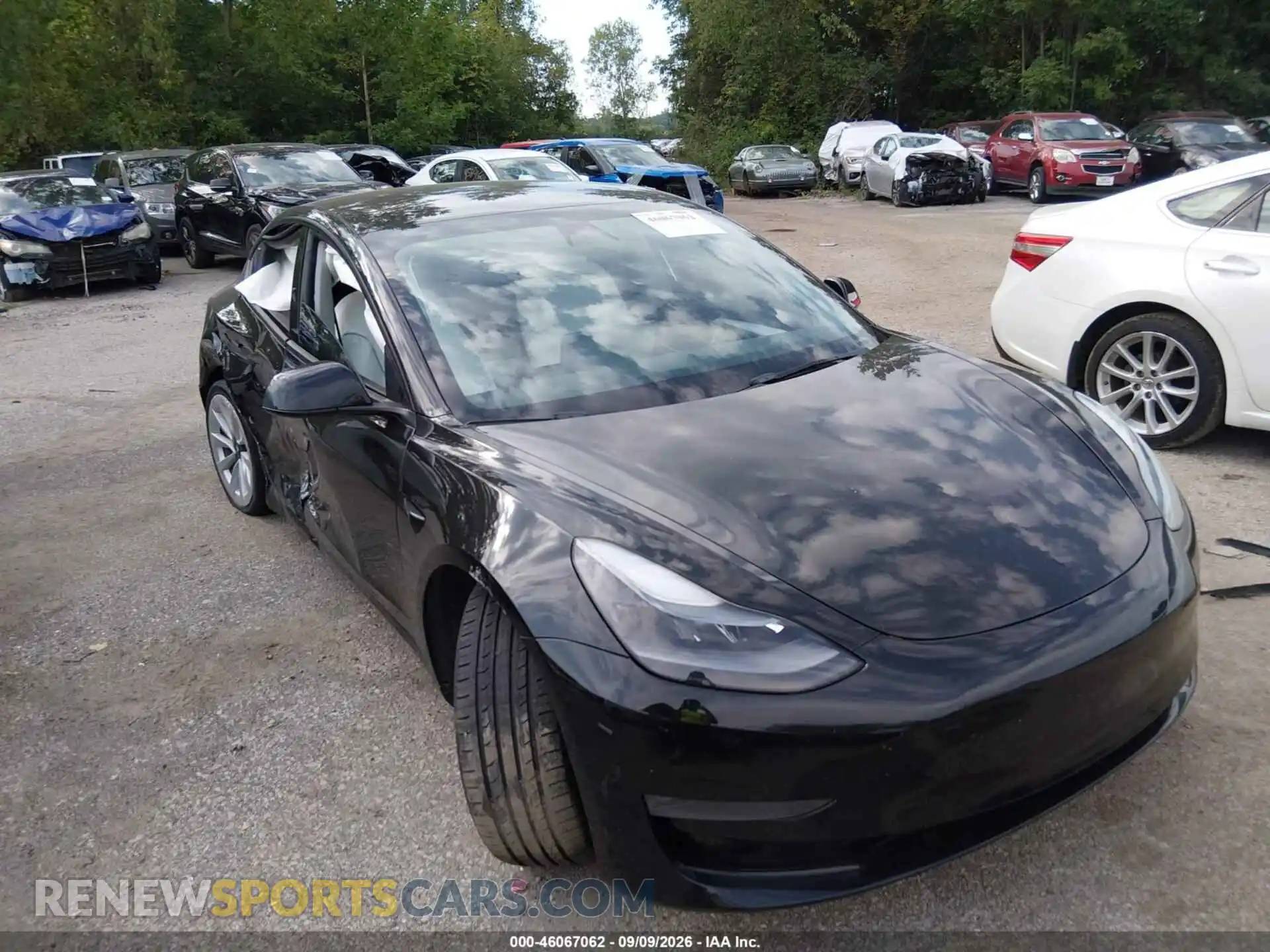 1 Photograph of a damaged car 5YJ3E1EB7NF176177 TESLA MODEL 3 2022