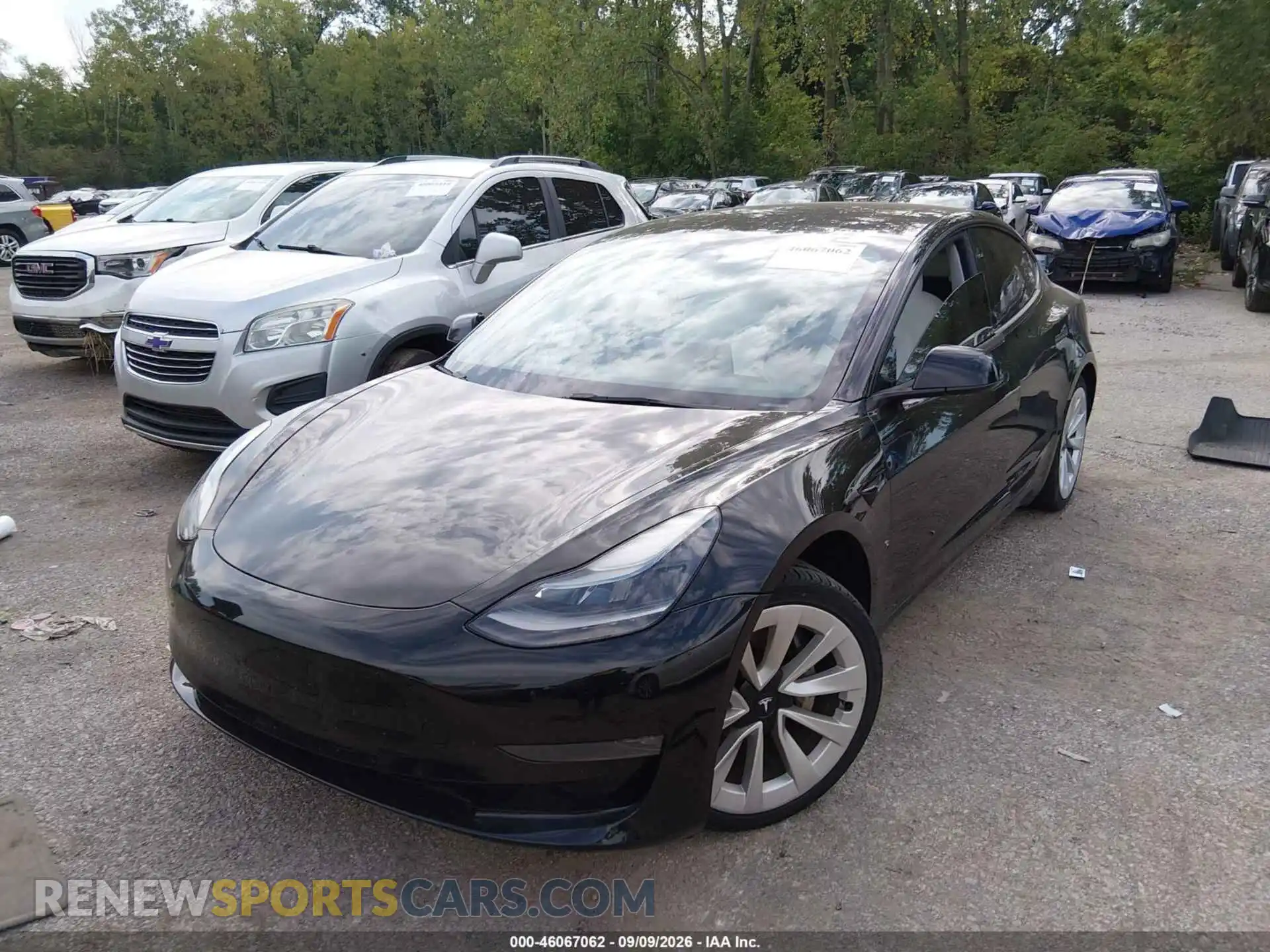 2 Photograph of a damaged car 5YJ3E1EB7NF176177 TESLA MODEL 3 2022