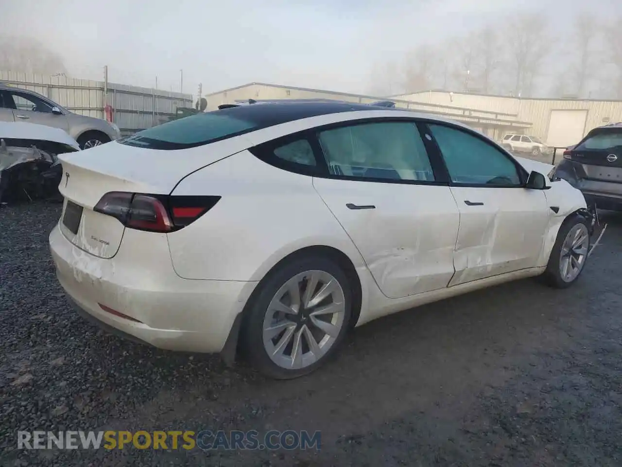 3 Photograph of a damaged car 5YJ3E1EB7NF204995 TESLA MODEL 3 2022