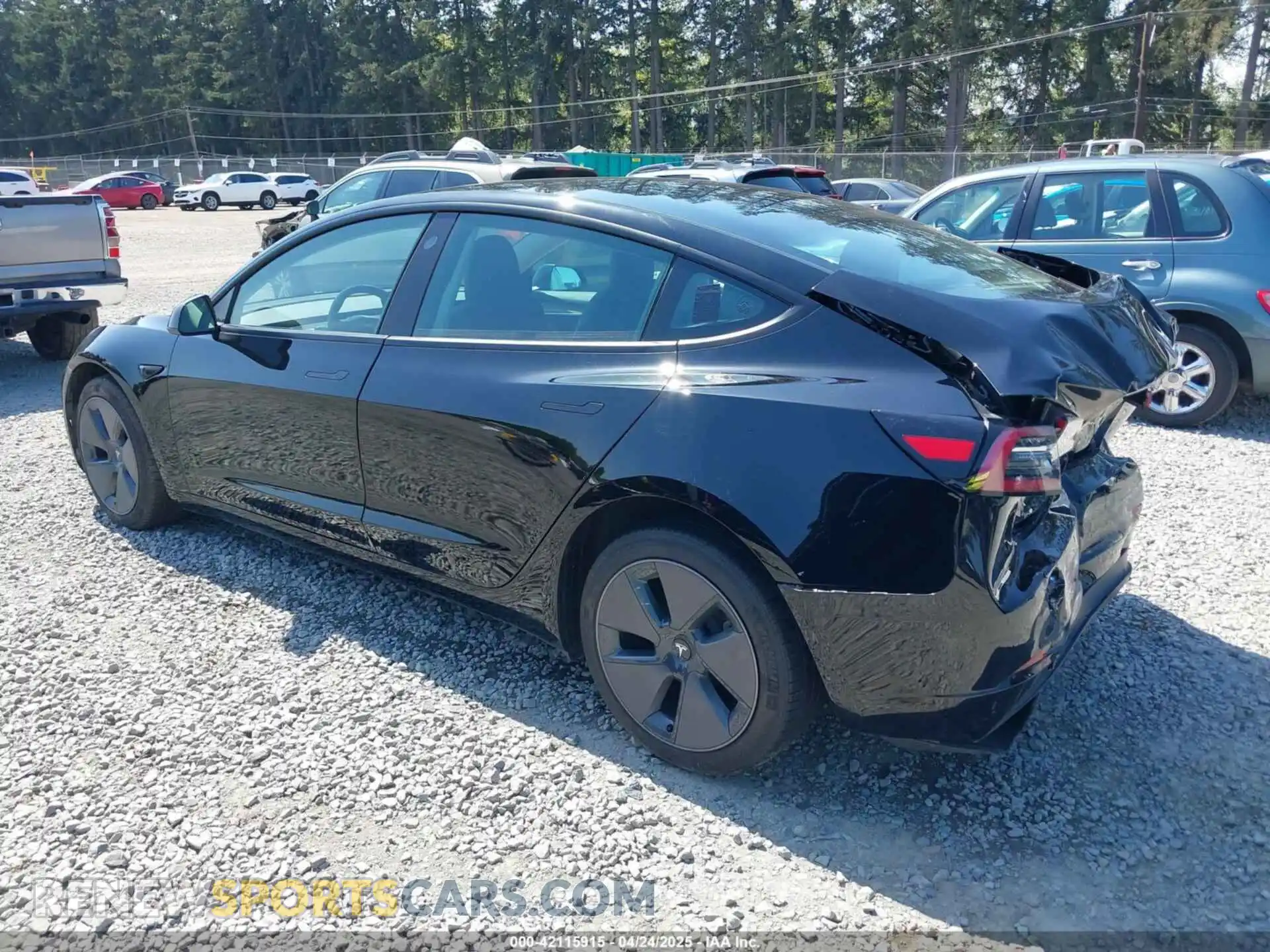 3 Photograph of a damaged car 5YJ3E1EB7NF241996 TESLA MODEL 3 2022