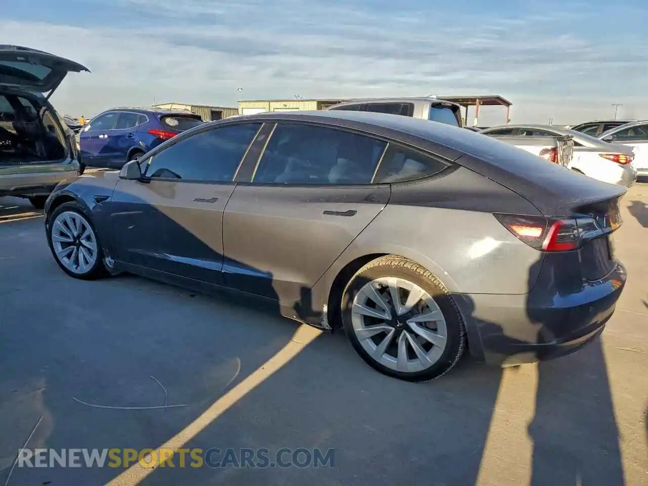 2 Photograph of a damaged car 5YJ3E1EB7NF258586 TESLA MODEL 3 2022