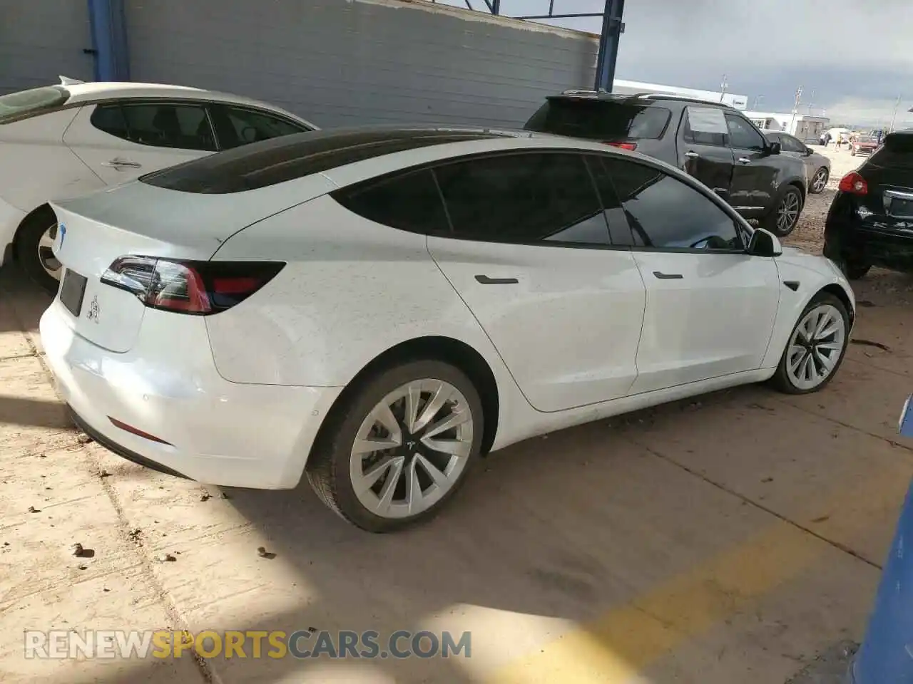 3 Photograph of a damaged car 5YJ3E1EB7NF296285 TESLA MODEL 3 2022
