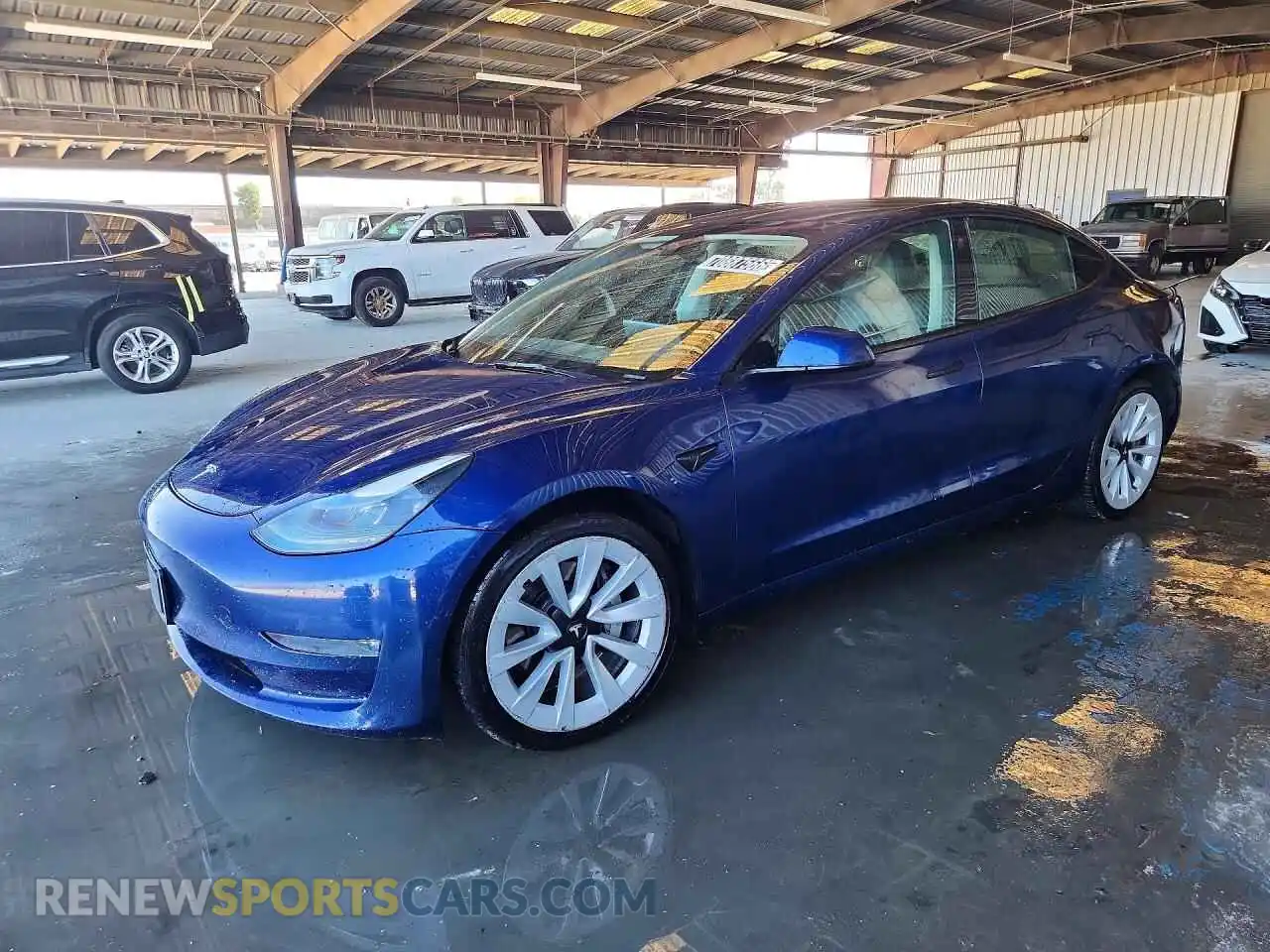 1 Фотография поврежденного автомобиля 5YJ3E1EB7NF305017 TESLA MODEL 3 2022