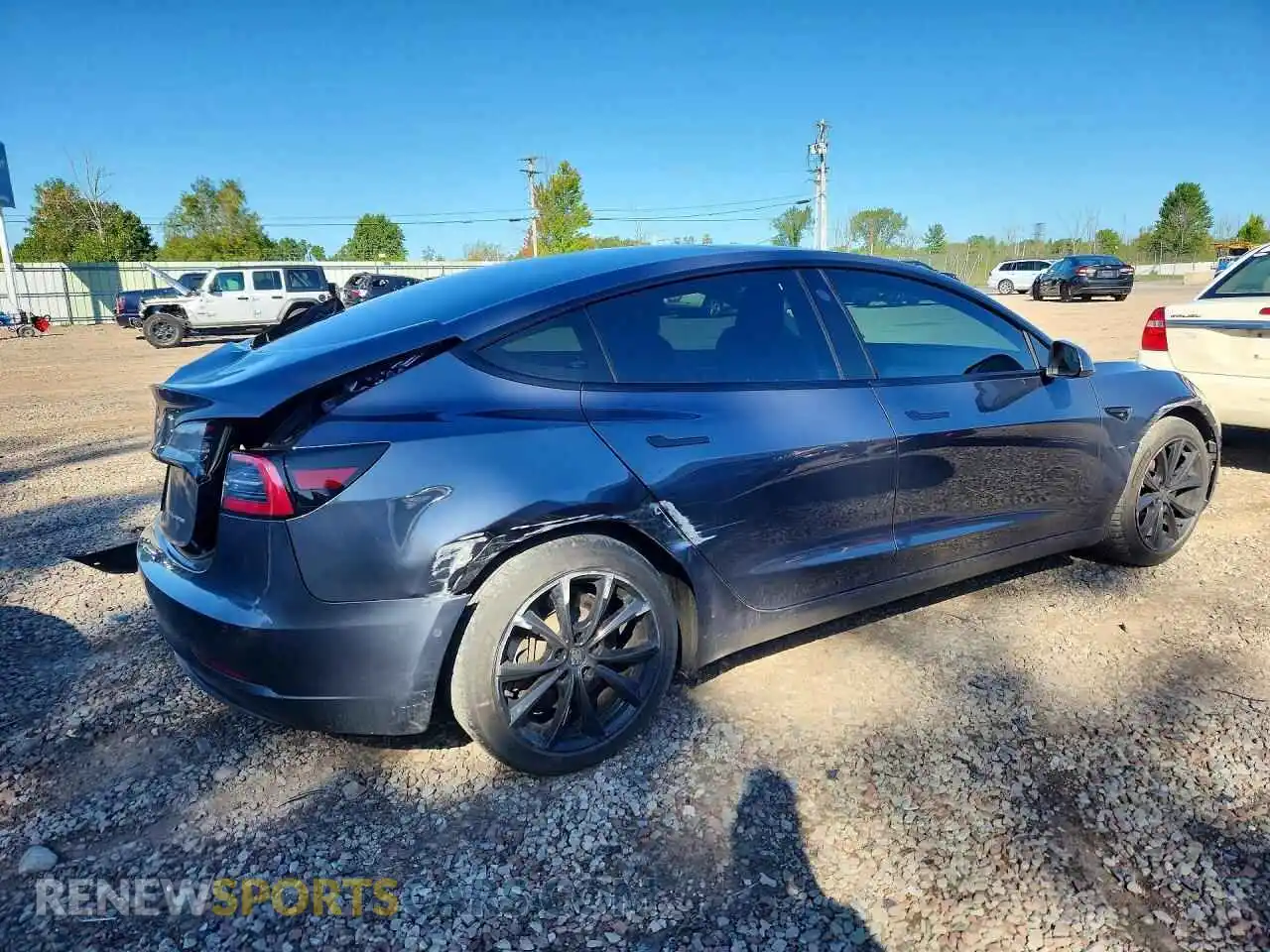 3 Photograph of a damaged car 5YJ3E1EB7NF329057 TESLA MODEL 3 2022
