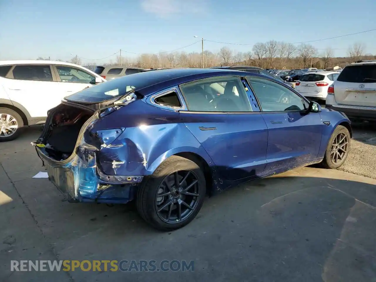 3 Photograph of a damaged car 5YJ3E1EB7NF330368 TESLA MODEL 3 2022
