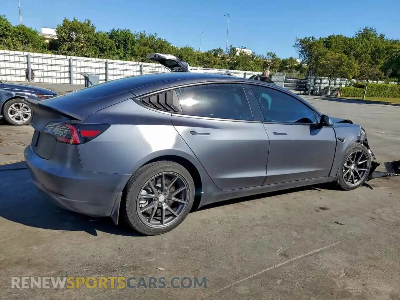 3 fotografías del automóvil dañado 5YJ3E1EB8NF102315 TESLA MODEL 3 2022