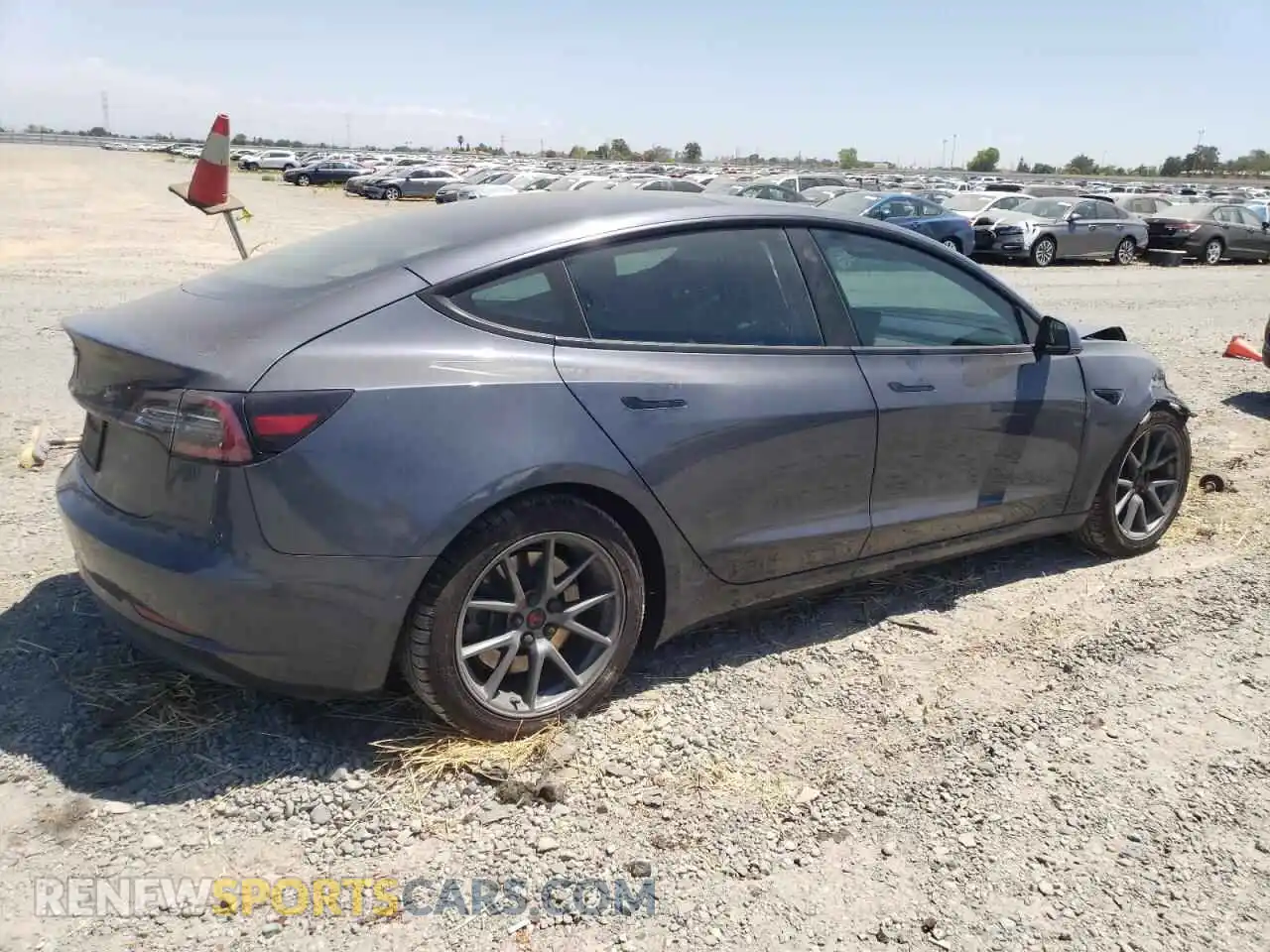 3 Photograph of a damaged car 5YJ3E1EB8NF124444 TESLA MODEL 3 2022