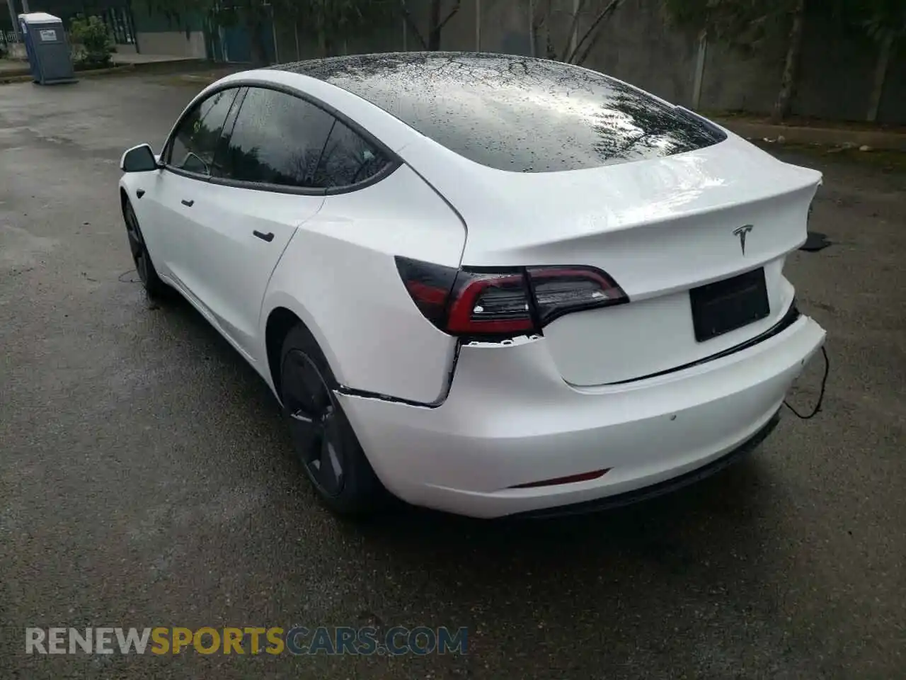 3 Photograph of a damaged car 5YJ3E1EB8NF127568 TESLA MODEL 3 2022