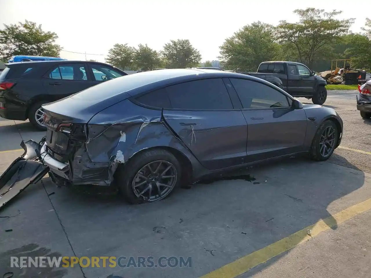 3 Photograph of a damaged car 5YJ3E1EB8NF160568 TESLA MODEL 3 2022
