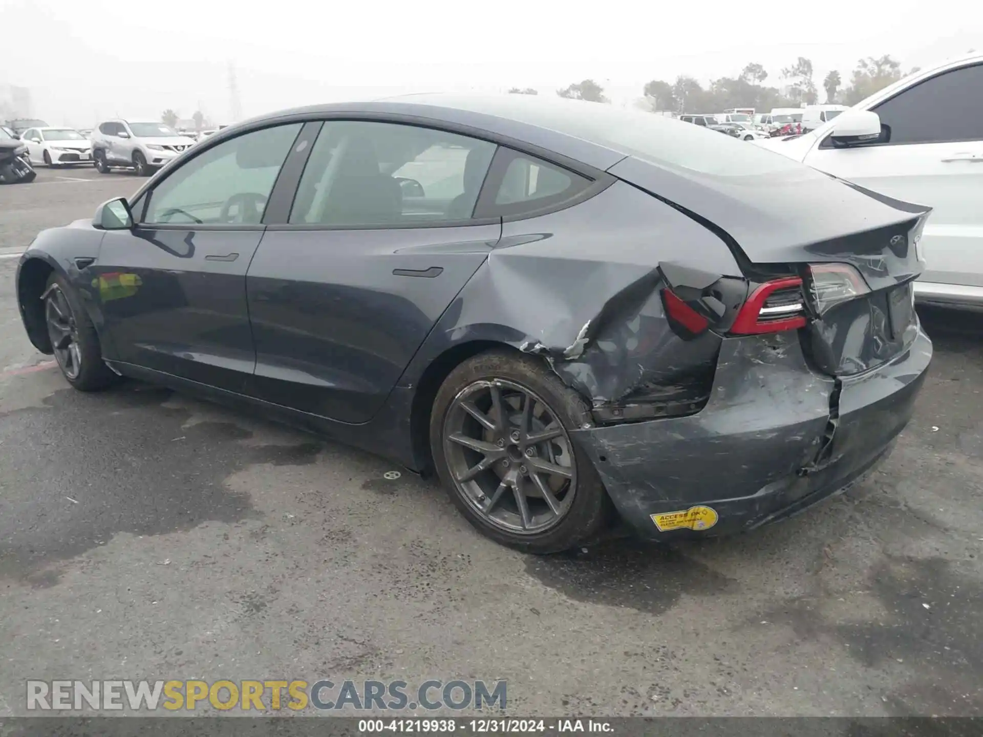3 Photograph of a damaged car 5YJ3E1EB8NF171103 TESLA MODEL 3 2022