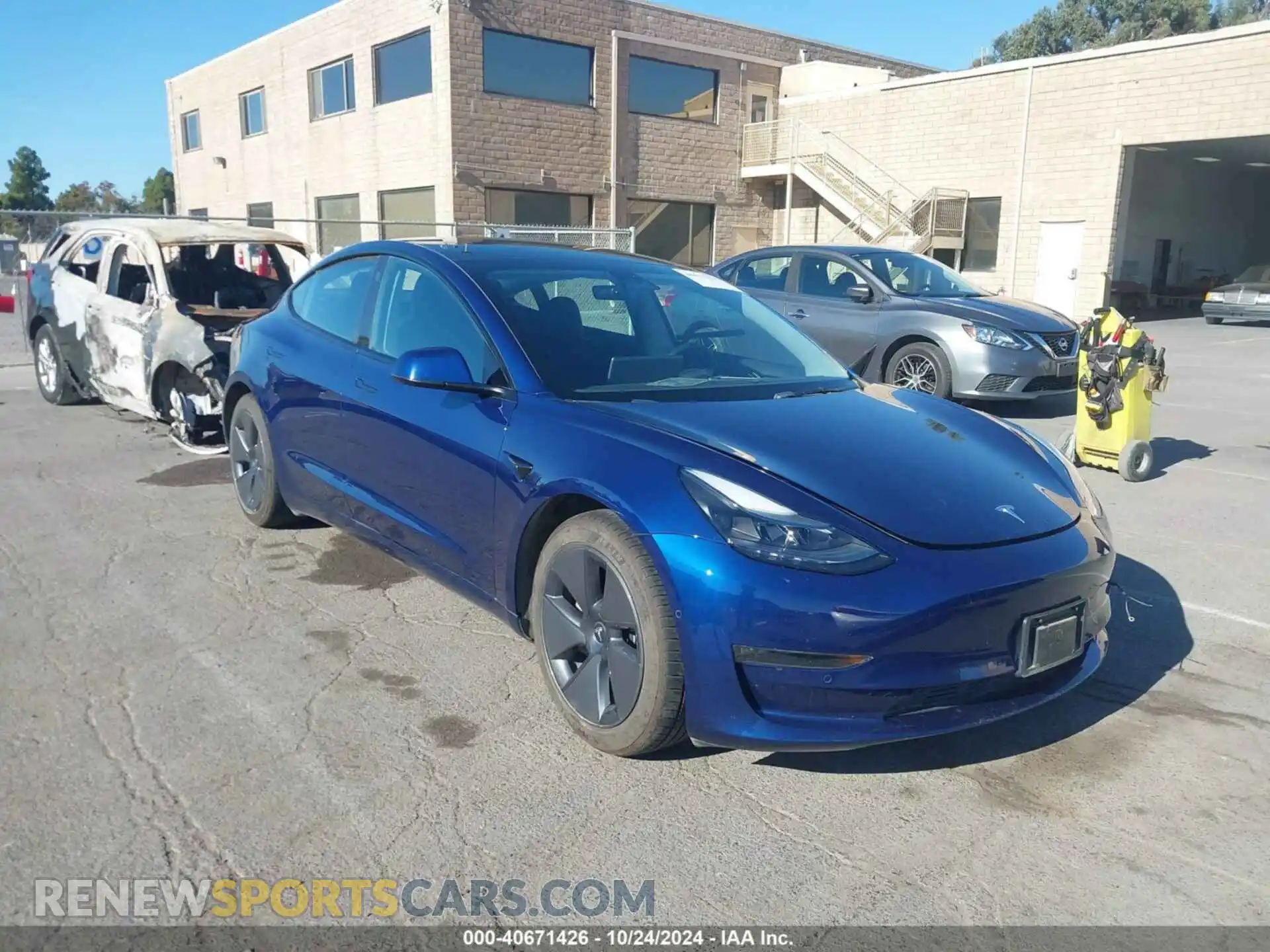 1 Фотография поврежденного автомобиля 5YJ3E1EB8NF179086 TESLA MODEL 3 2022