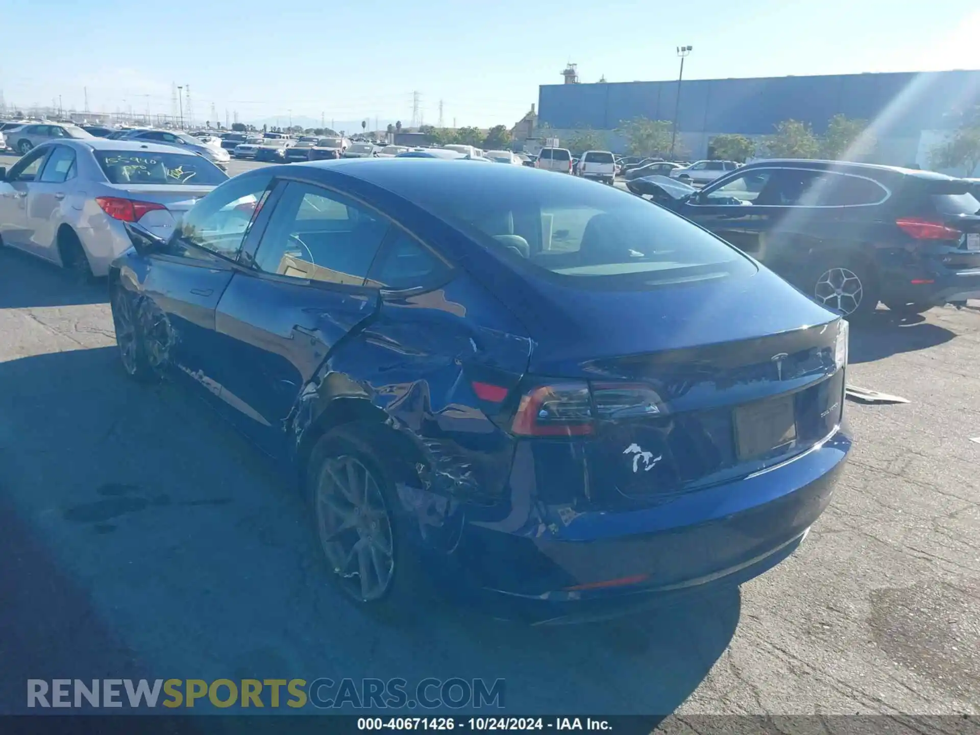 3 Фотография поврежденного автомобиля 5YJ3E1EB8NF179086 TESLA MODEL 3 2022