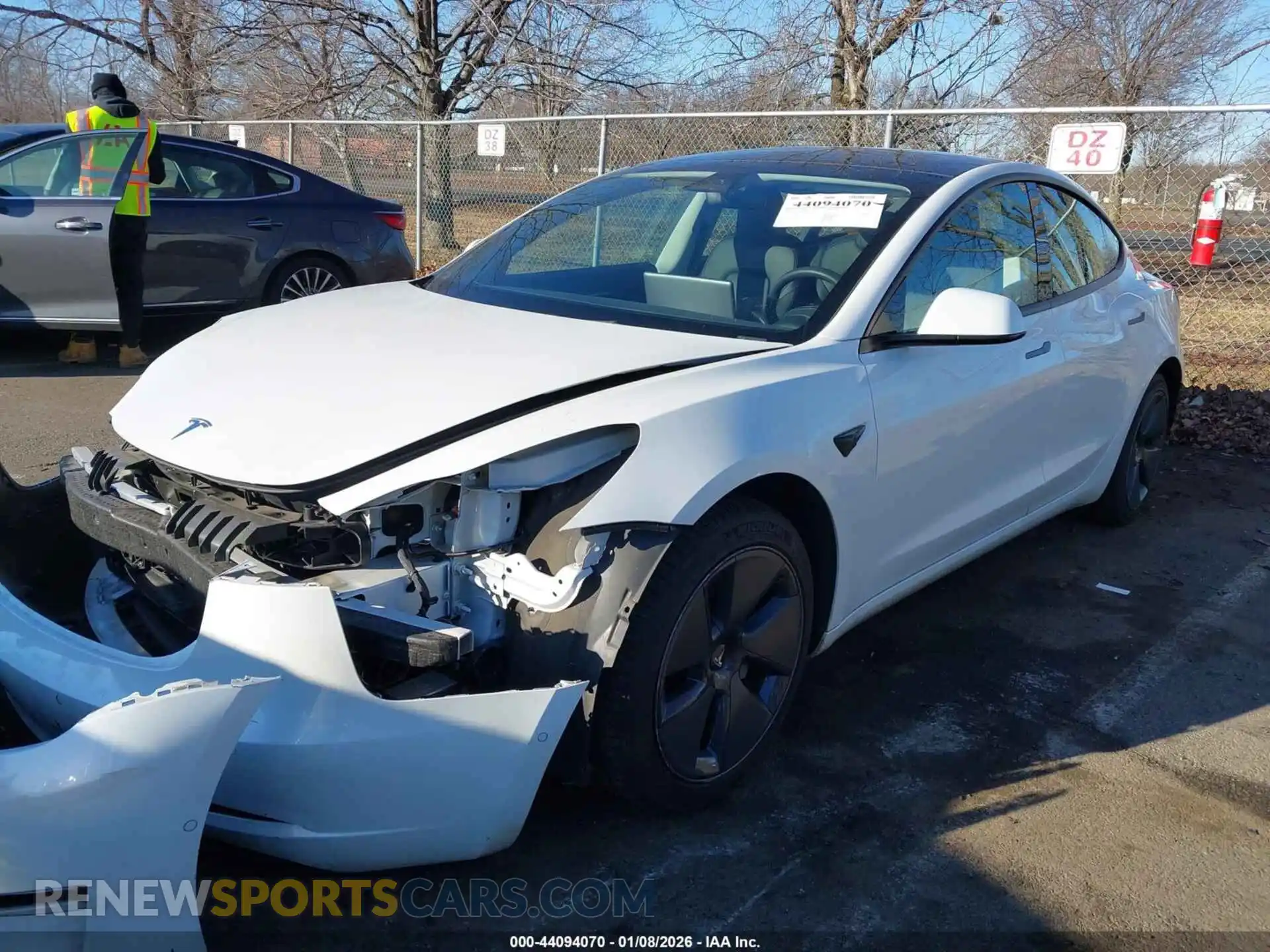 2 Photograph of a damaged car 5YJ3E1EB8NF182456 TESLA MODEL 3 2022