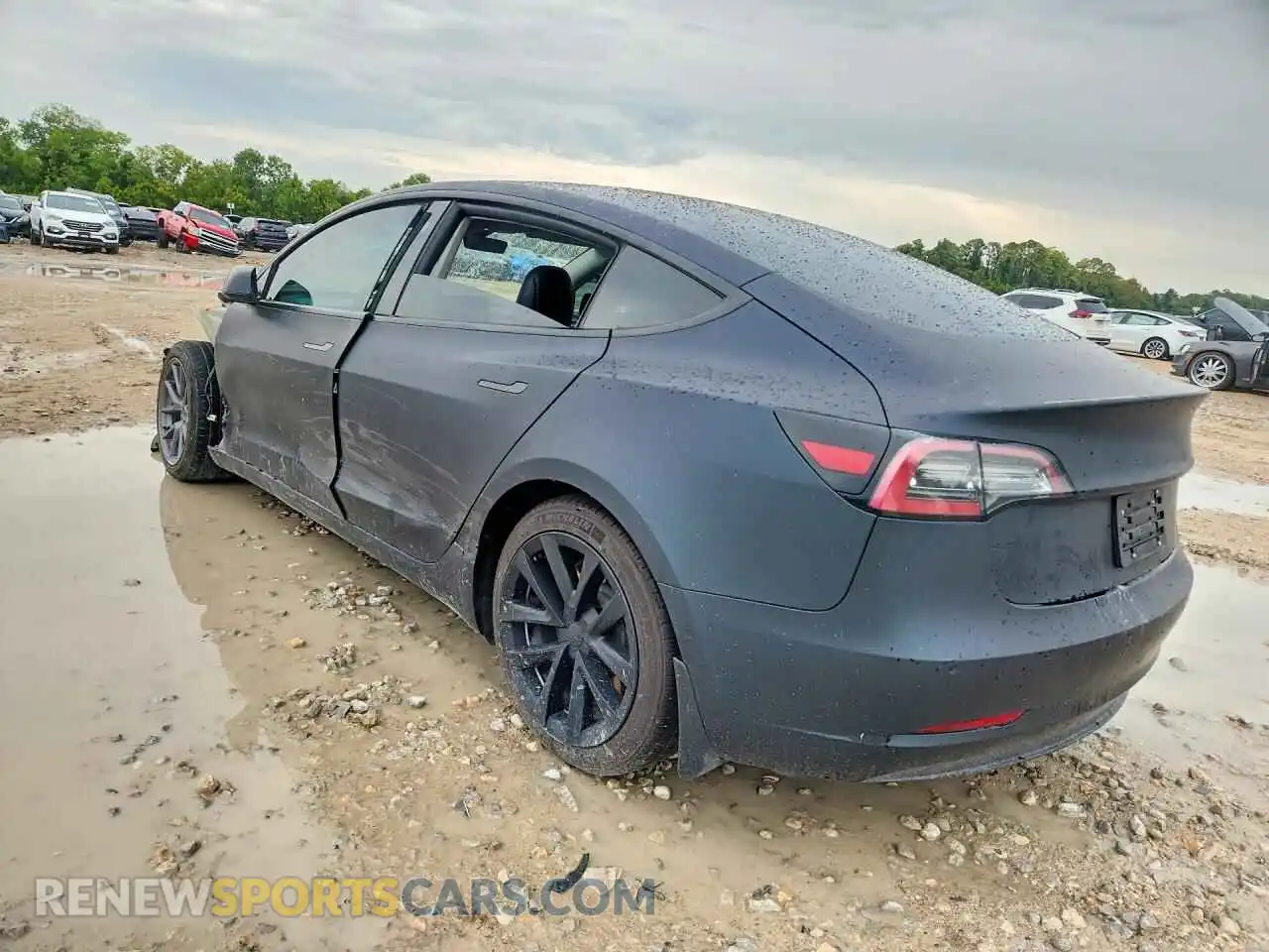 2 Photograph of a damaged car 5YJ3E1EB8NF187883 TESLA MODEL 3 2022