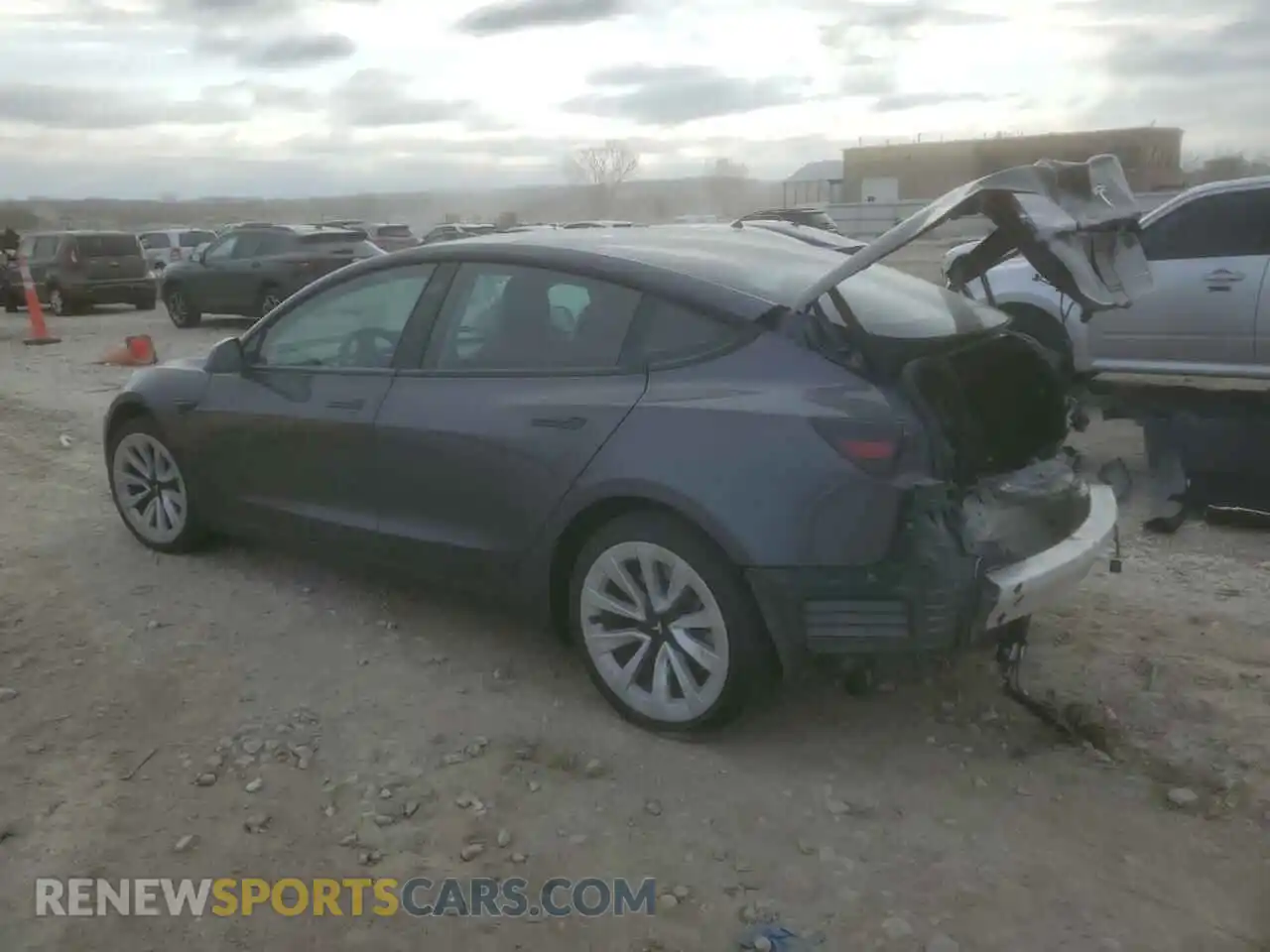 2 Photograph of a damaged car 5YJ3E1EB8NF192601 TESLA MODEL 3 2022