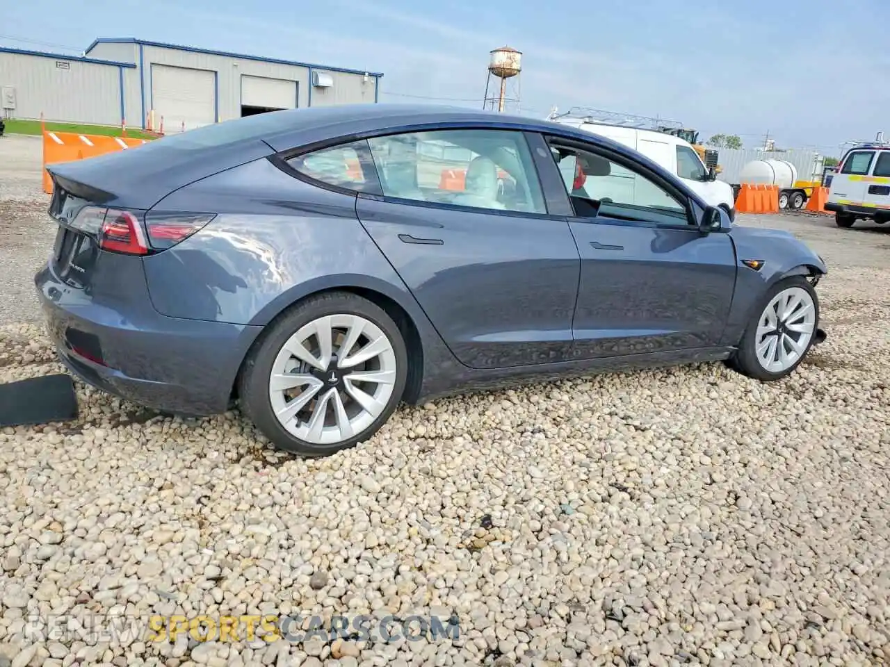 3 Photograph of a damaged car 5YJ3E1EB8NF194235 TESLA MODEL 3 2022