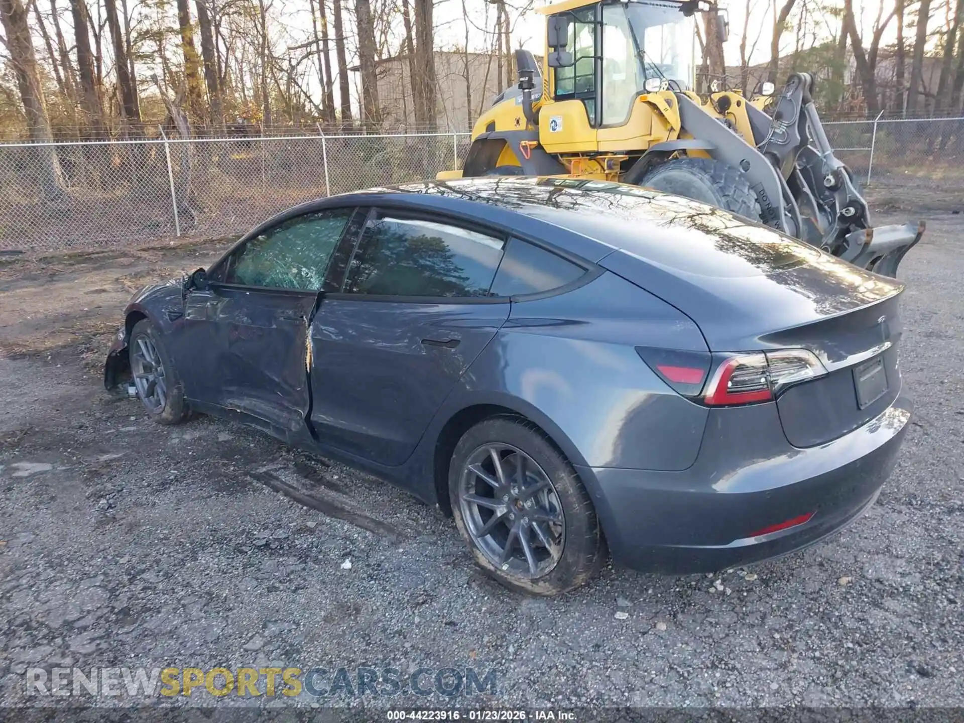 3 Фотография поврежденного автомобиля 5YJ3E1EB8NF252909 TESLA MODEL 3 2022
