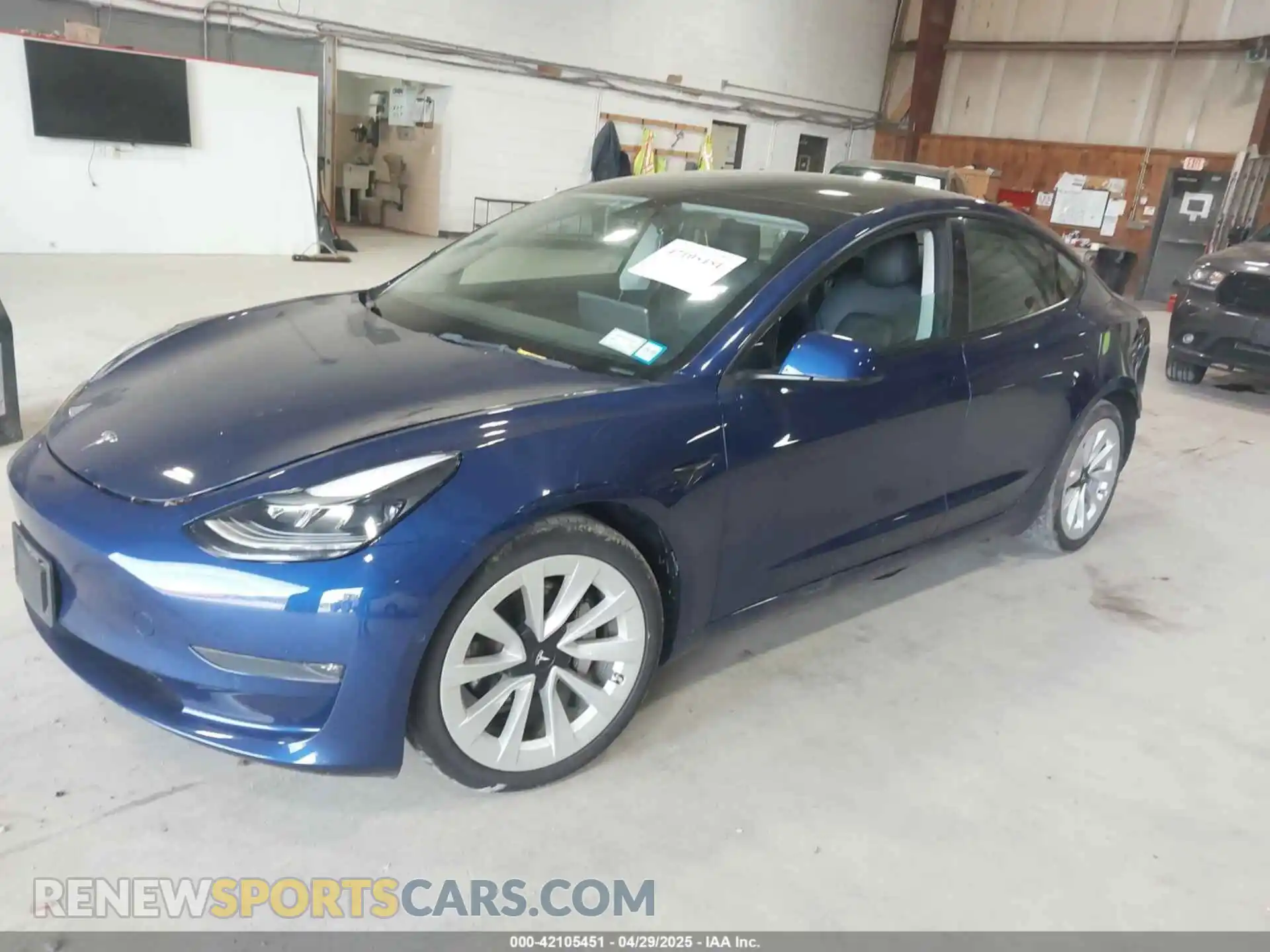 2 Photograph of a damaged car 5YJ3E1EB8NF255163 TESLA MODEL 3 2022