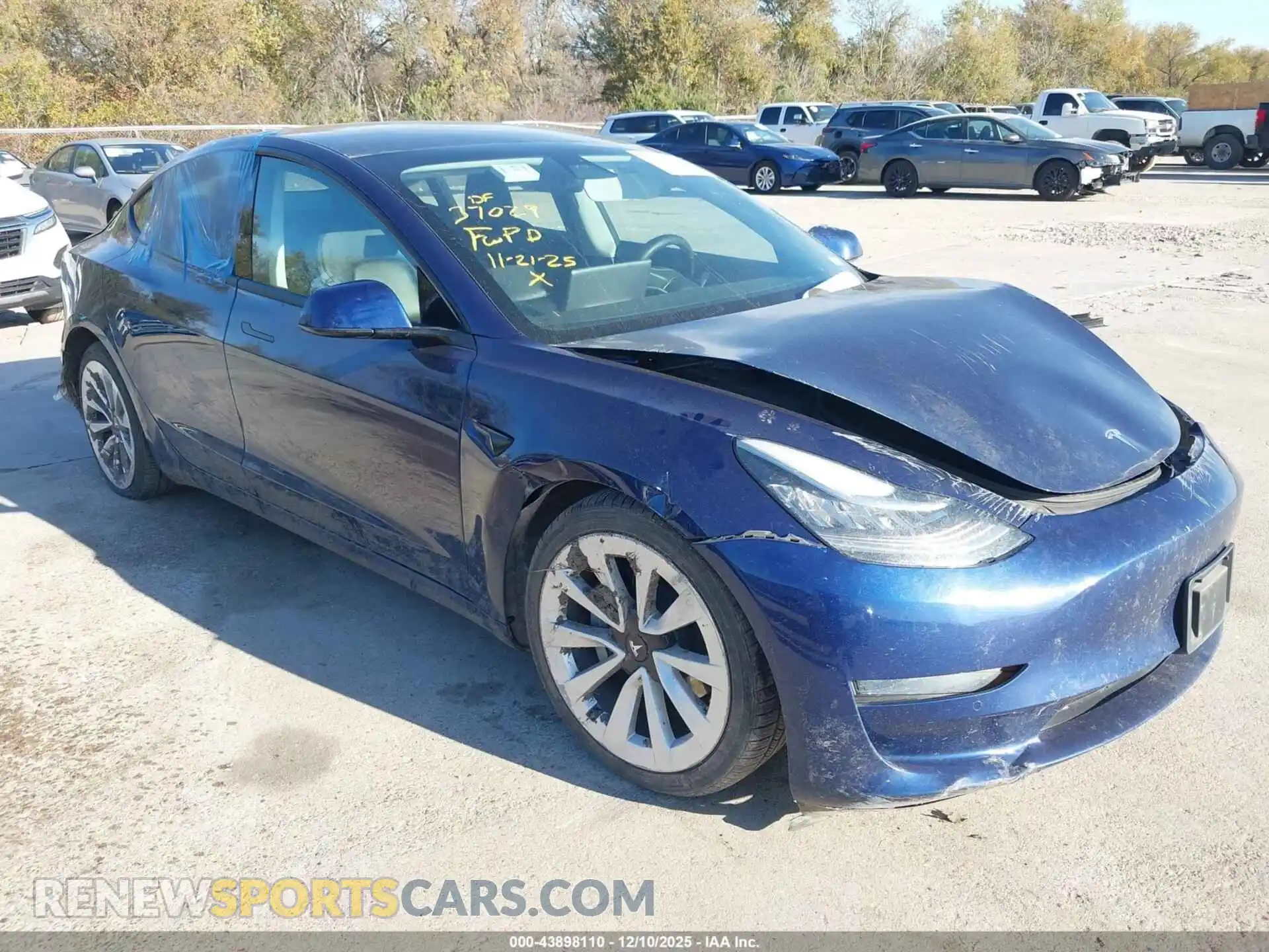 1 Photograph of a damaged car 5YJ3E1EB8NF262534 TESLA MODEL 3 2022