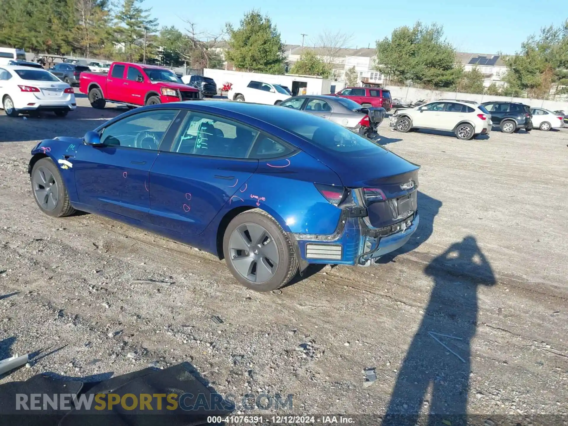 3 Photograph of a damaged car 5YJ3E1EB8NF265014 TESLA MODEL 3 2022