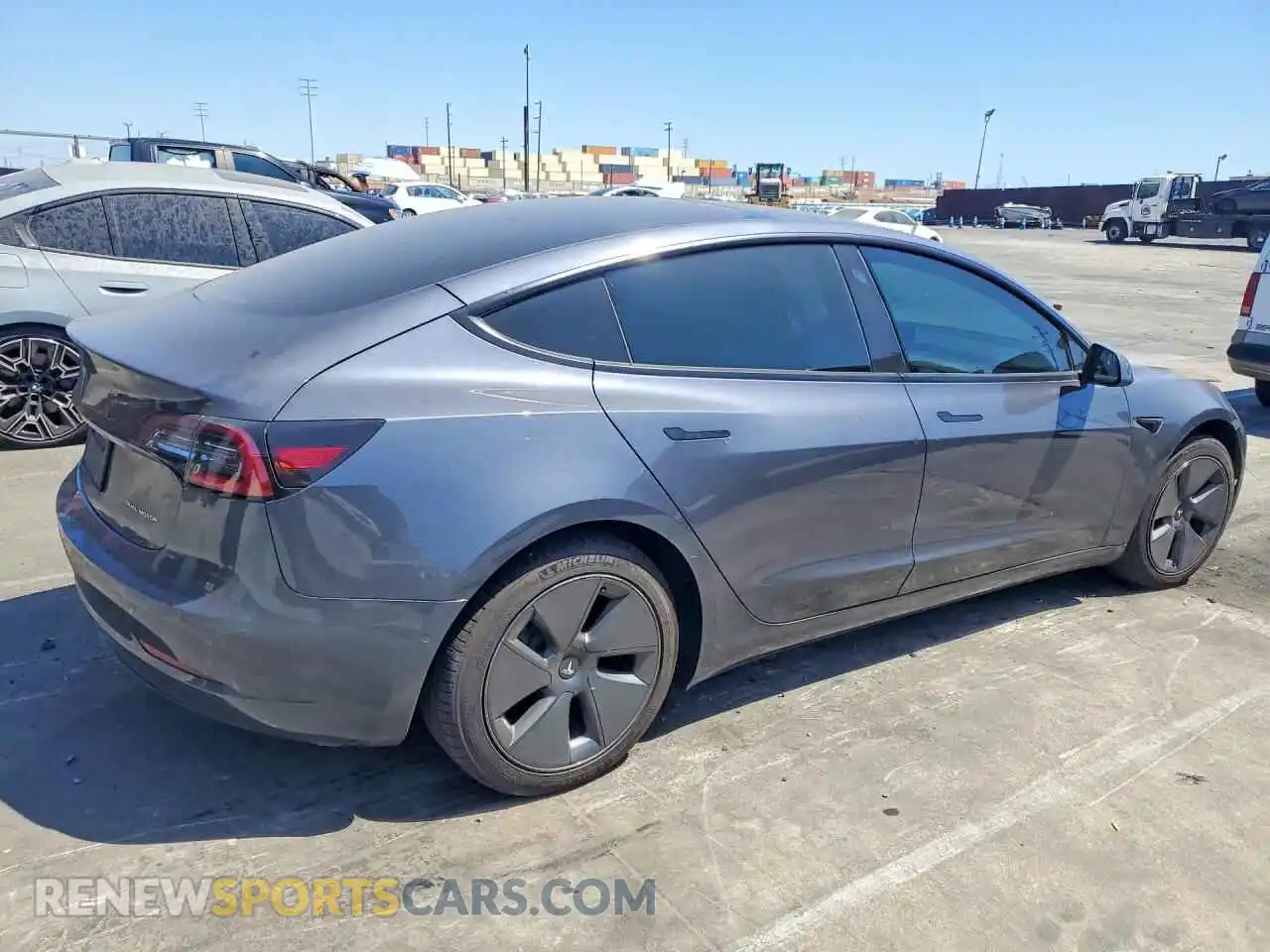 3 Фотография поврежденного автомобиля 5YJ3E1EB8NF267118 TESLA MODEL 3 2022