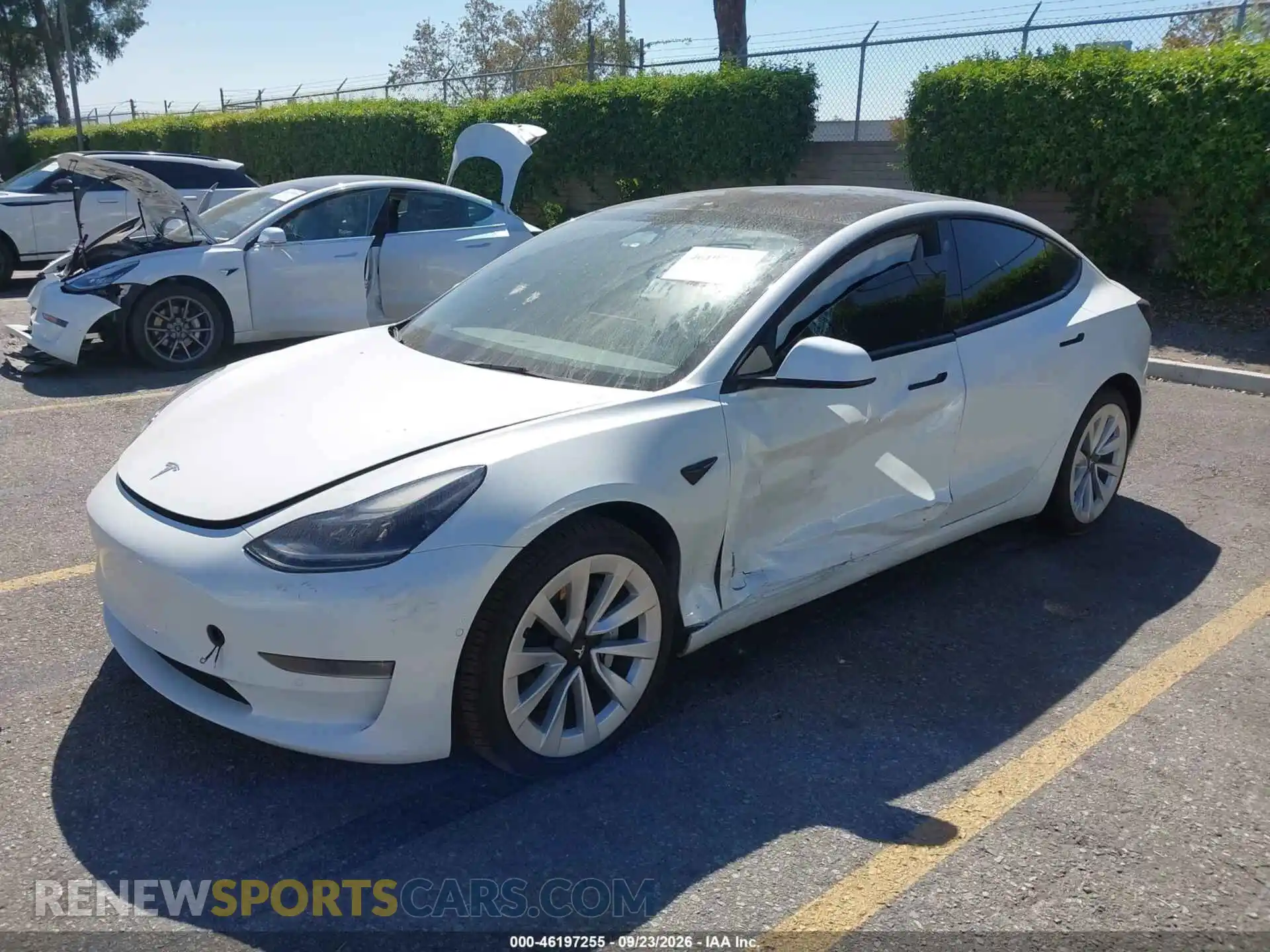 2 Photograph of a damaged car 5YJ3E1EB8NF274716 TESLA MODEL 3 2022