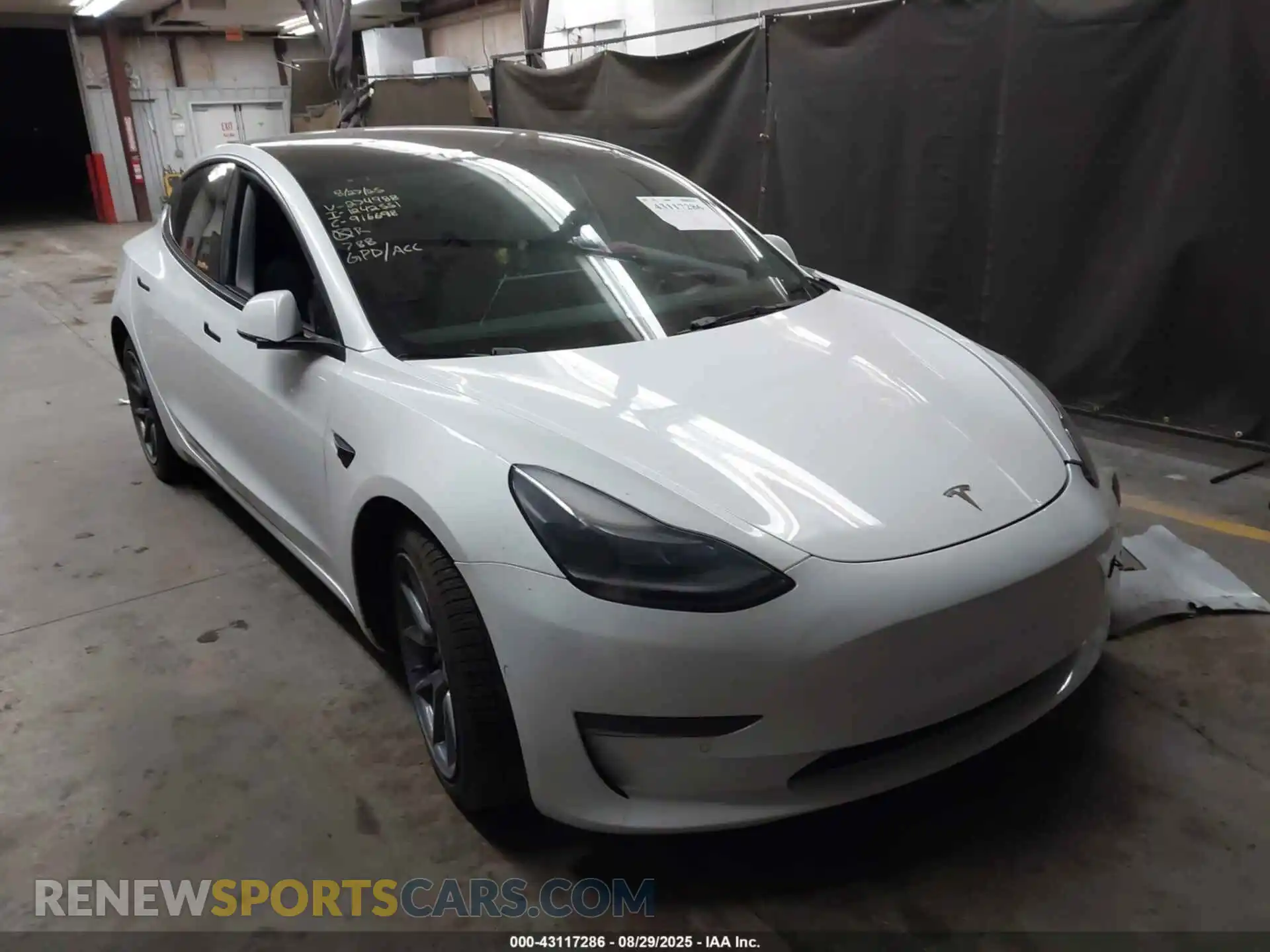 1 Photograph of a damaged car 5YJ3E1EB8NF274988 TESLA MODEL 3 2022