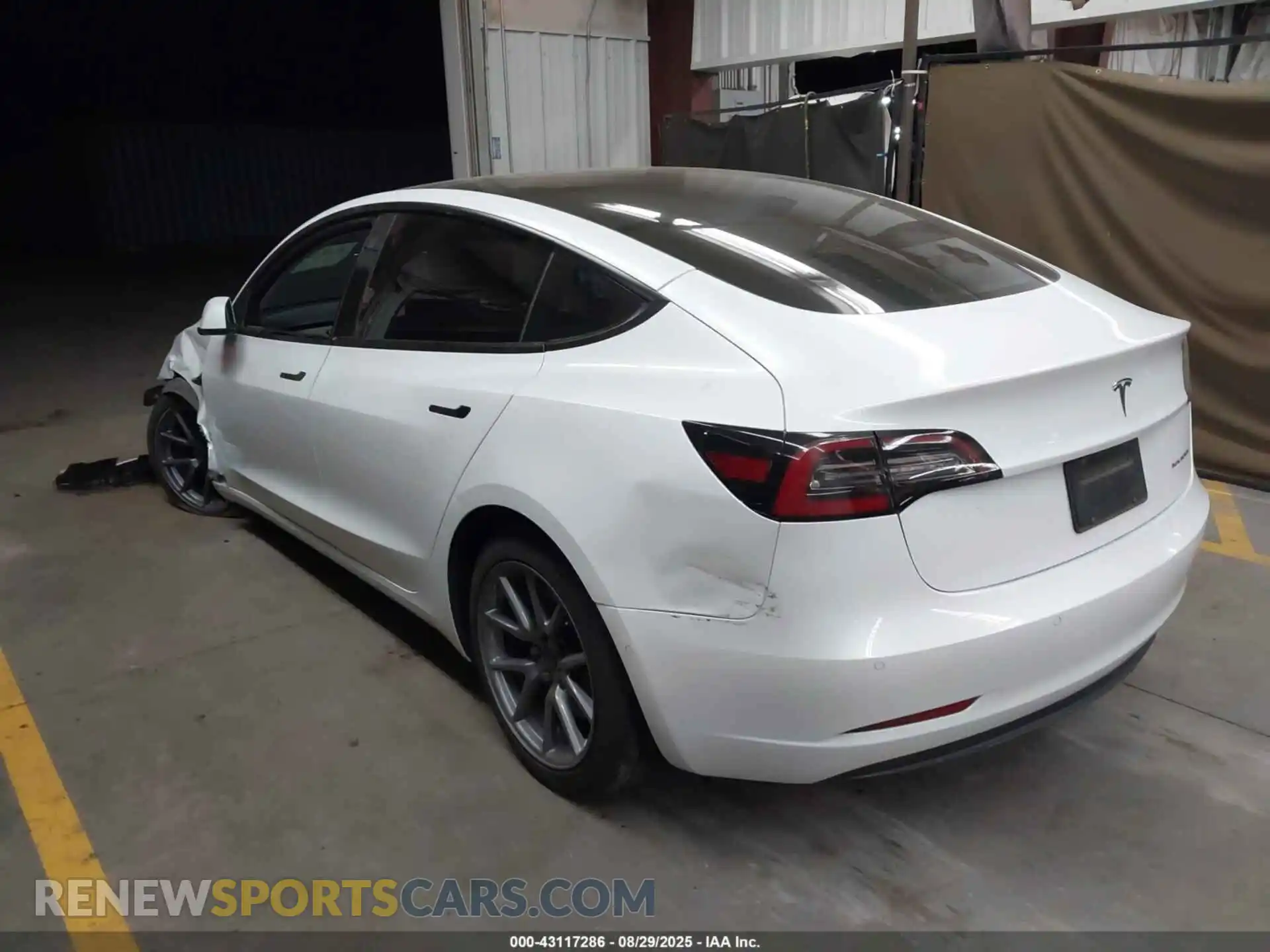 3 Photograph of a damaged car 5YJ3E1EB8NF274988 TESLA MODEL 3 2022