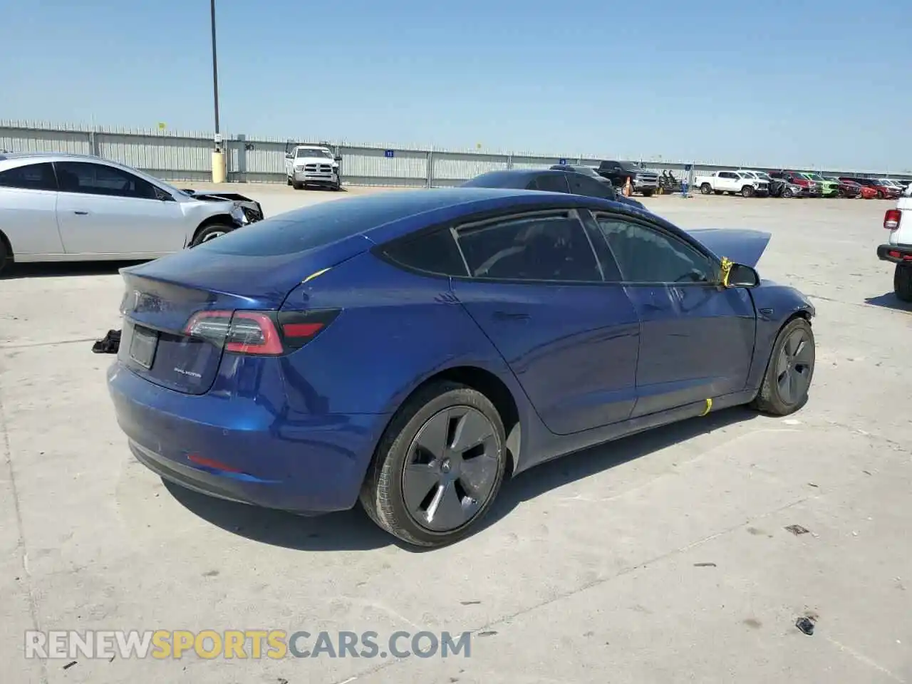 3 Photograph of a damaged car 5YJ3E1EB8NF287529 TESLA MODEL 3 2022