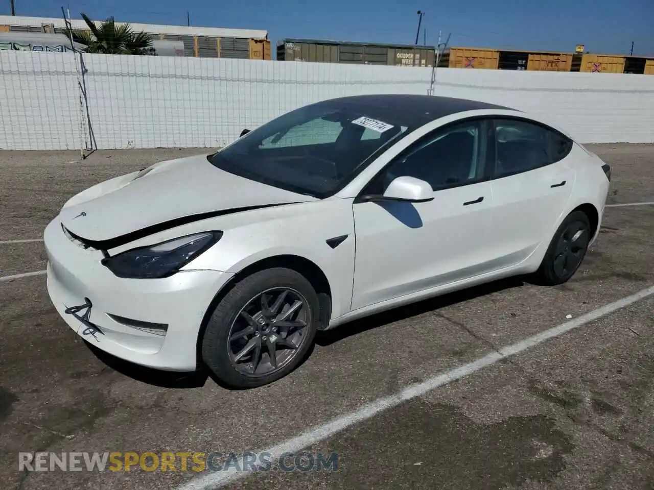 1 Photograph of a damaged car 5YJ3E1EB8NF357630 TESLA MODEL 3 2022