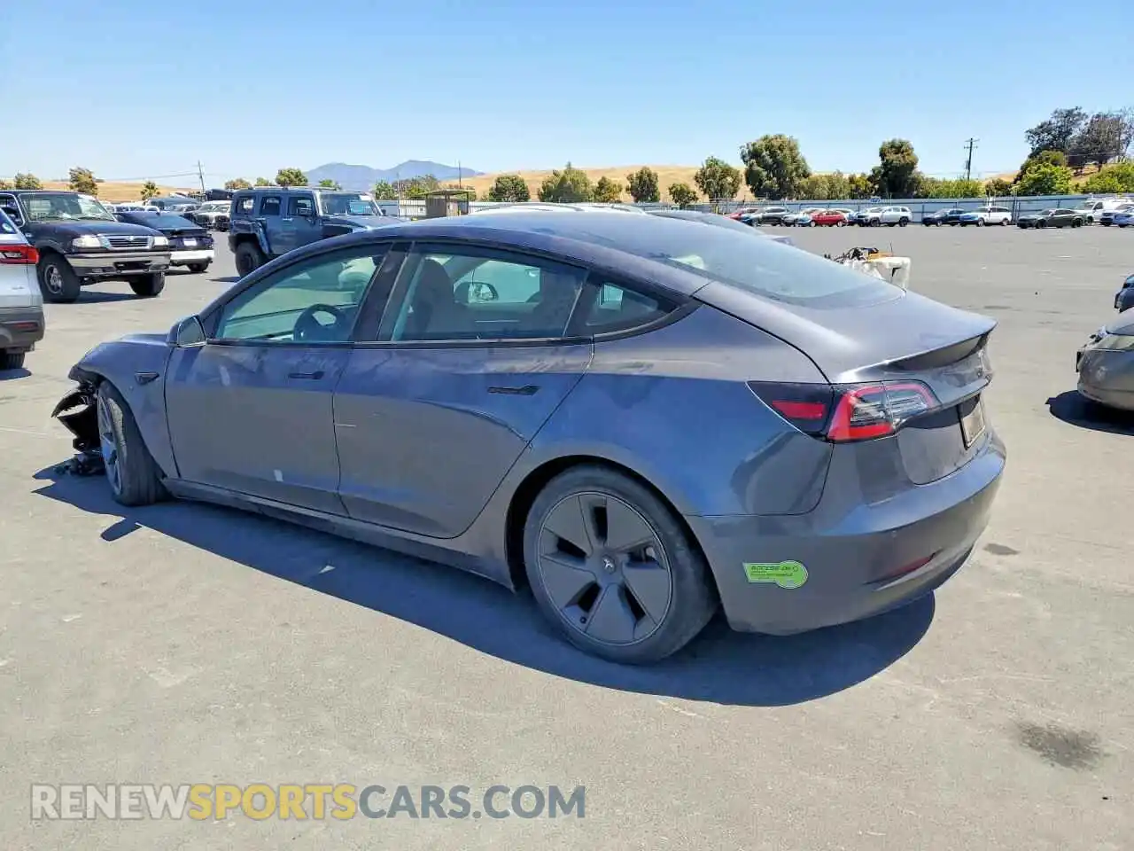 2 Photograph of a damaged car 5YJ3E1EB8NF367347 TESLA MODEL 3 2022
