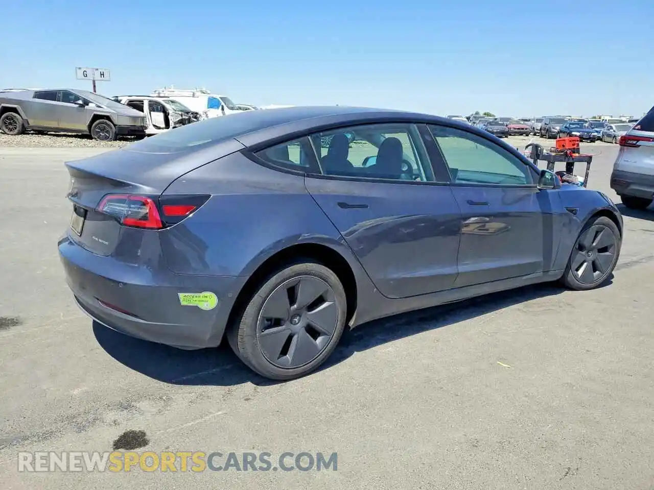 3 Photograph of a damaged car 5YJ3E1EB8NF367347 TESLA MODEL 3 2022