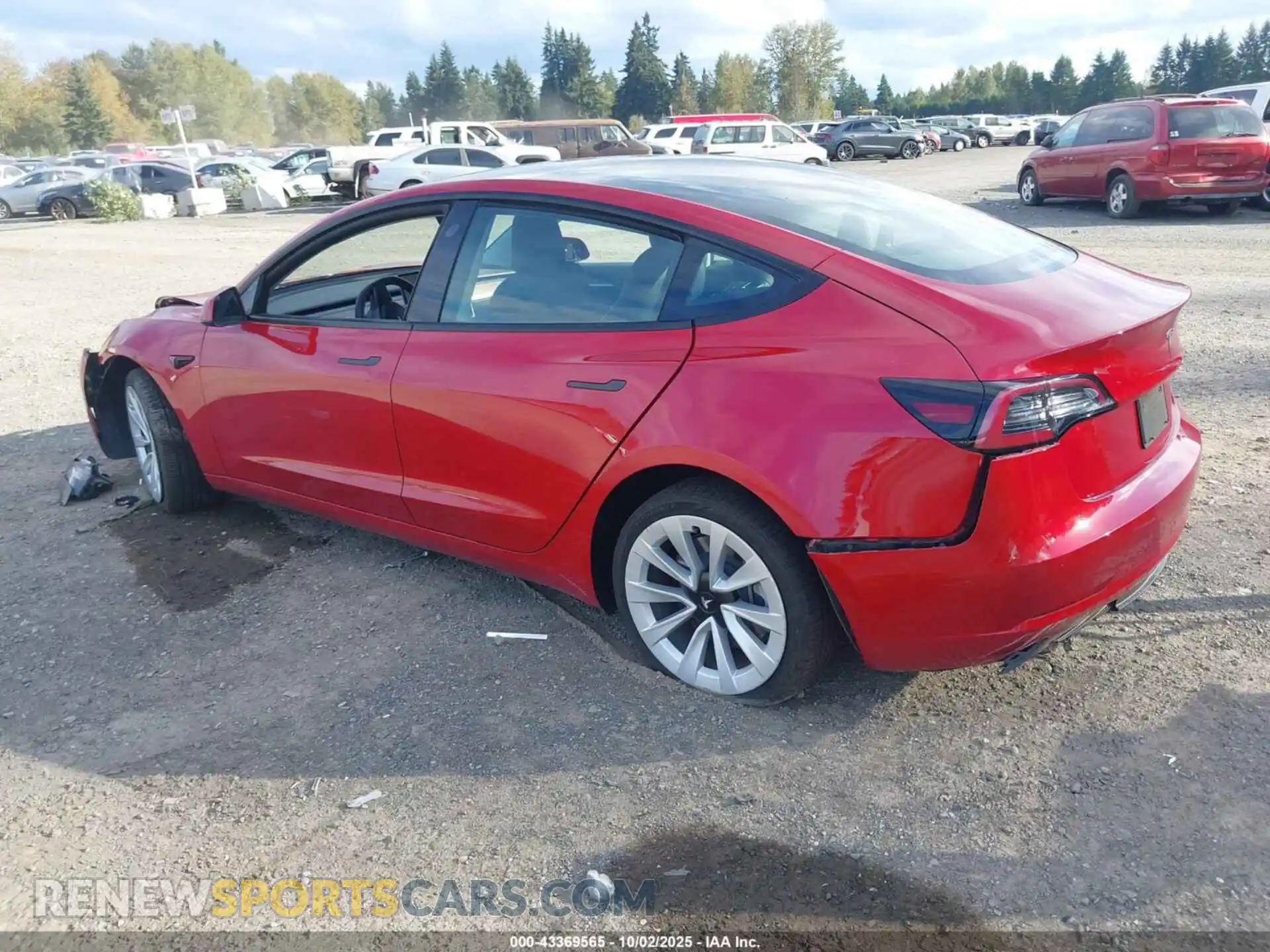 3 Photograph of a damaged car 5YJ3E1EB9NF128082 TESLA MODEL 3 2022
