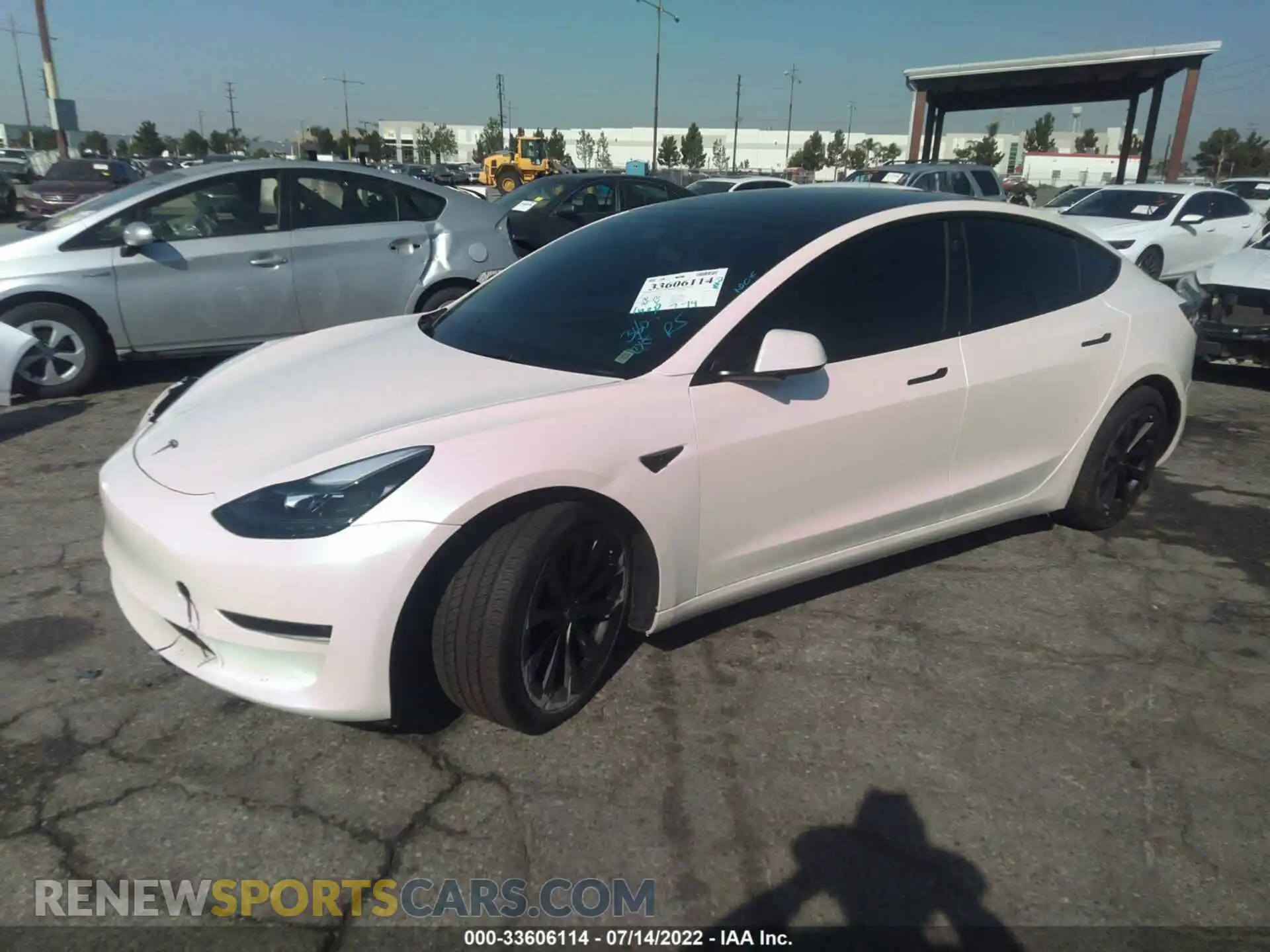 2 fotografías del automóvil dañado 5YJ3E1EB9NF130964 TESLA MODEL 3 2022