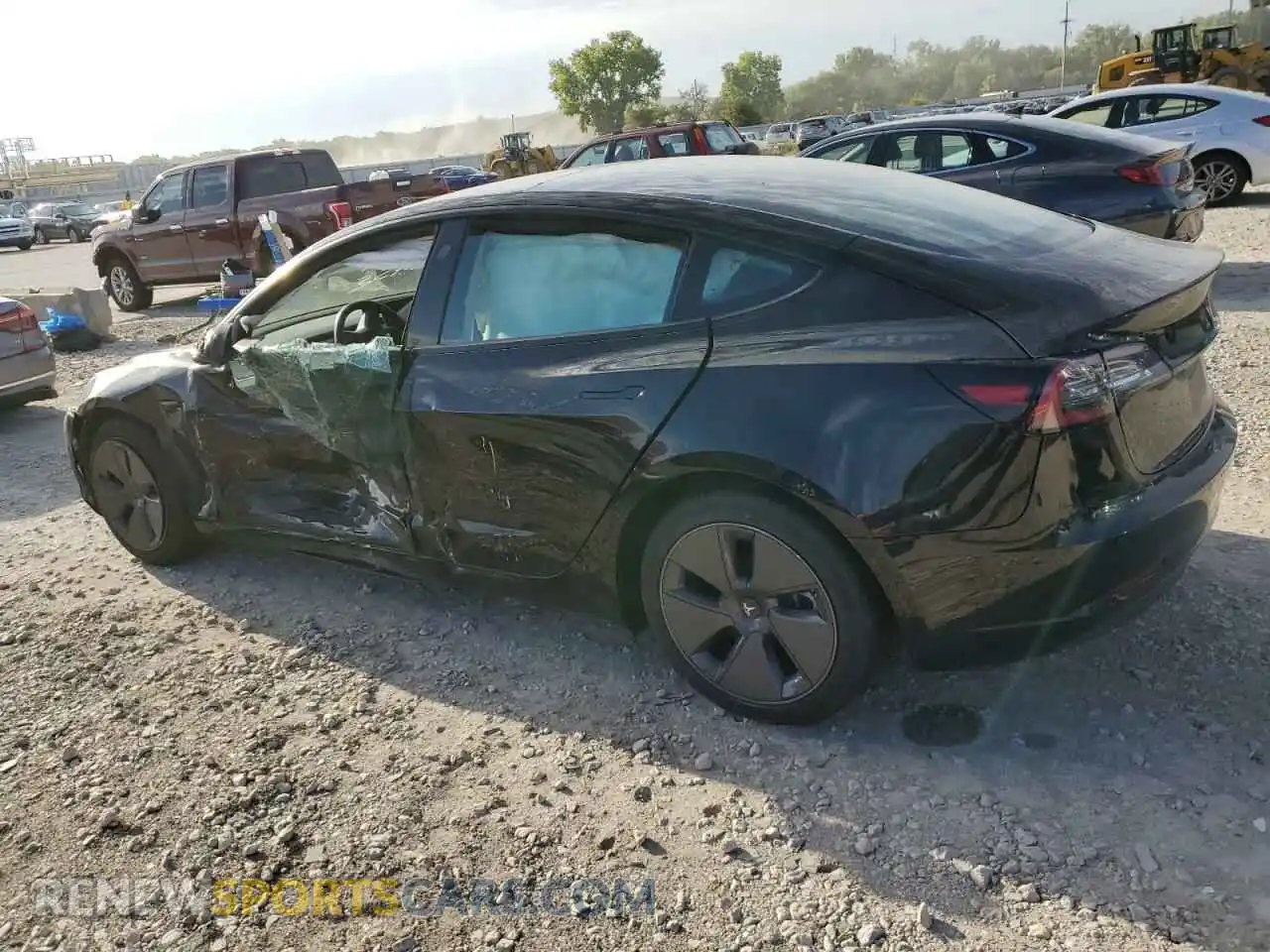 2 fotografías del automóvil dañado 5YJ3E1EB9NF132102 TESLA MODEL 3 2022