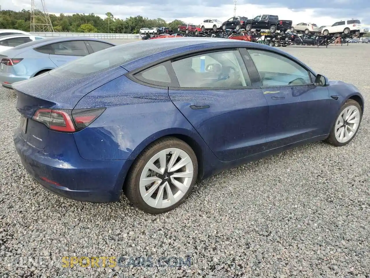 3 Photograph of a damaged car 5YJ3E1EB9NF184295 TESLA MODEL 3 2022