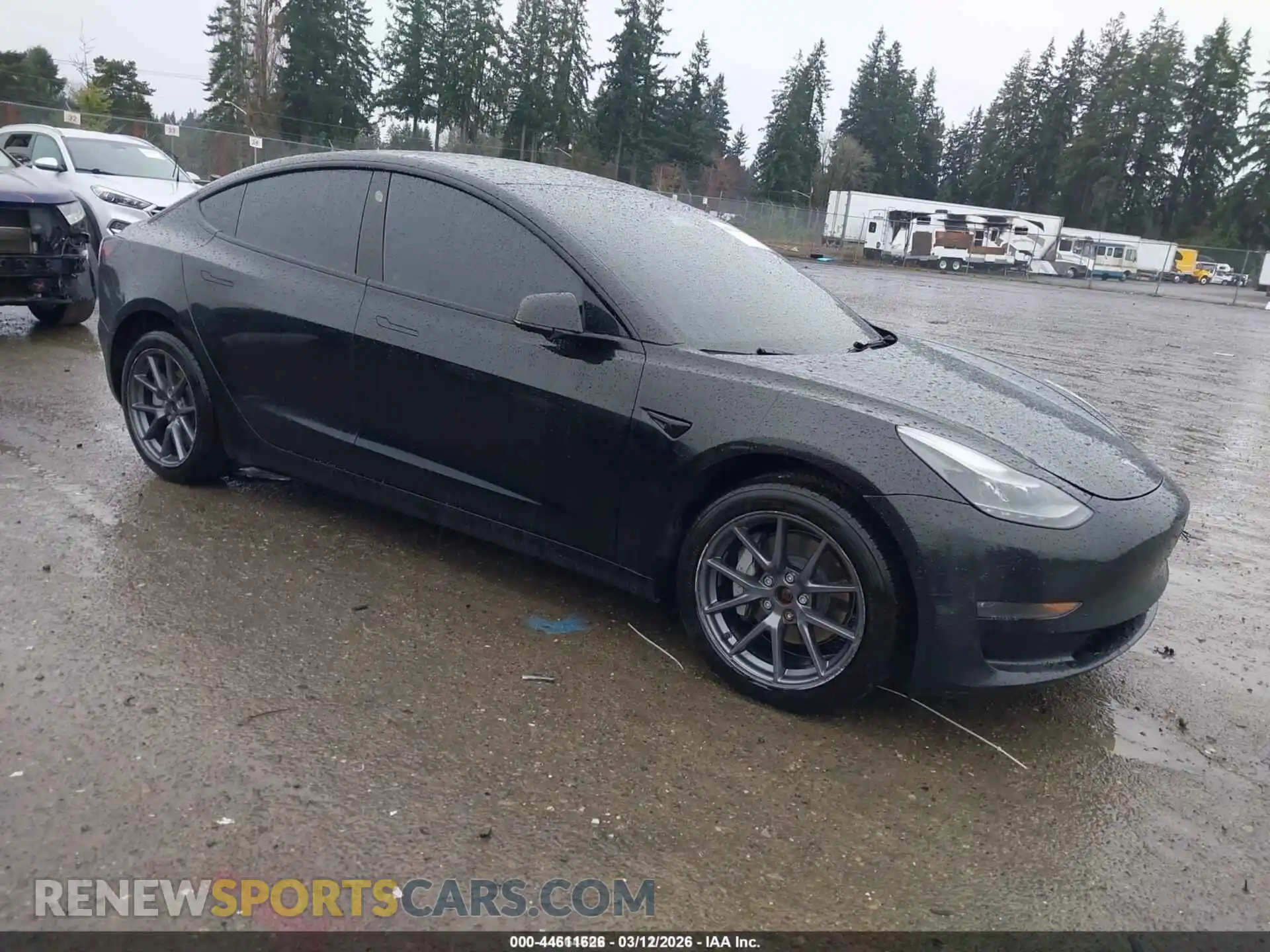 1 Photograph of a damaged car 5YJ3E1EB9NF186452 TESLA MODEL 3 2022