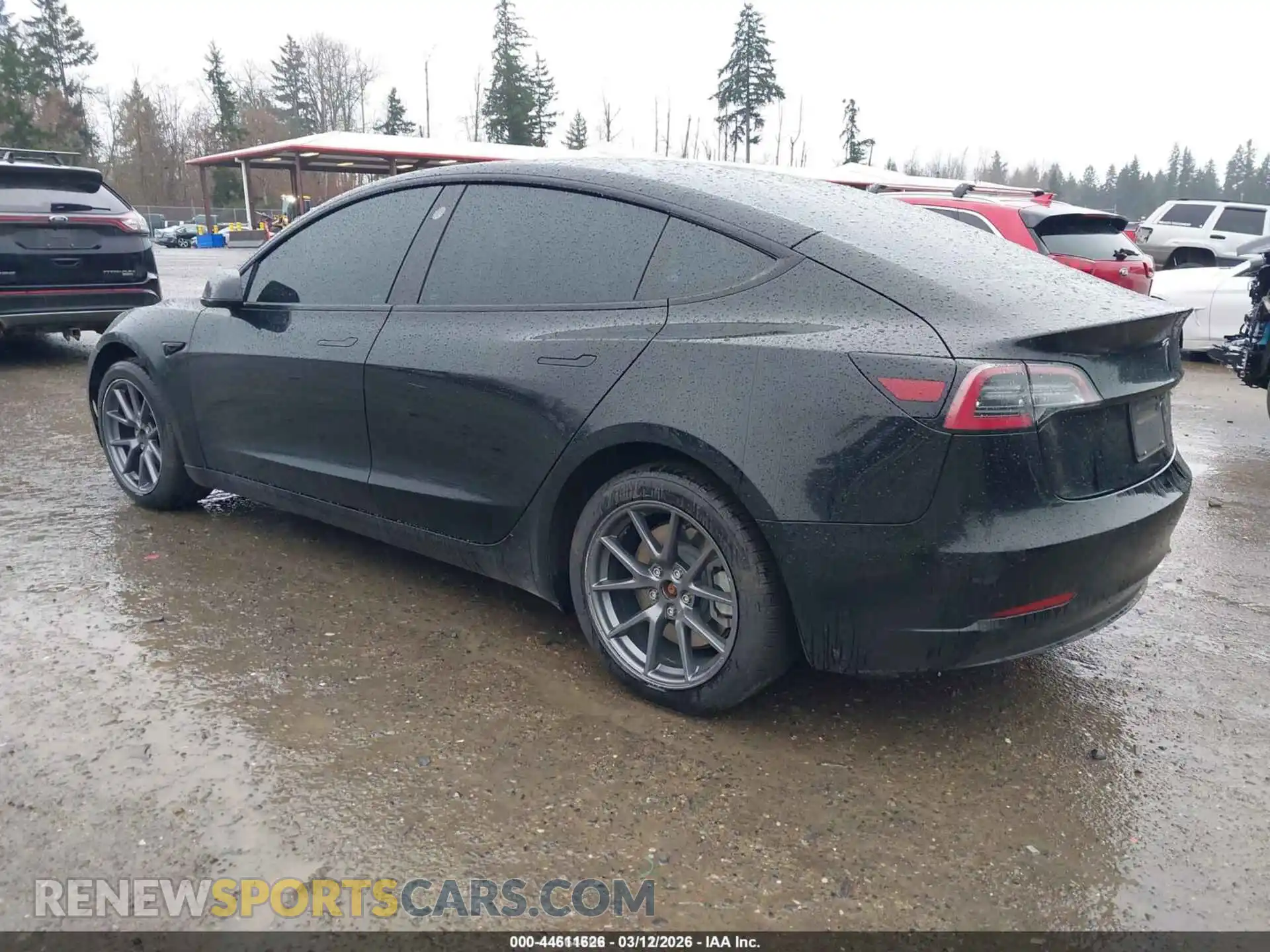 3 Photograph of a damaged car 5YJ3E1EB9NF186452 TESLA MODEL 3 2022